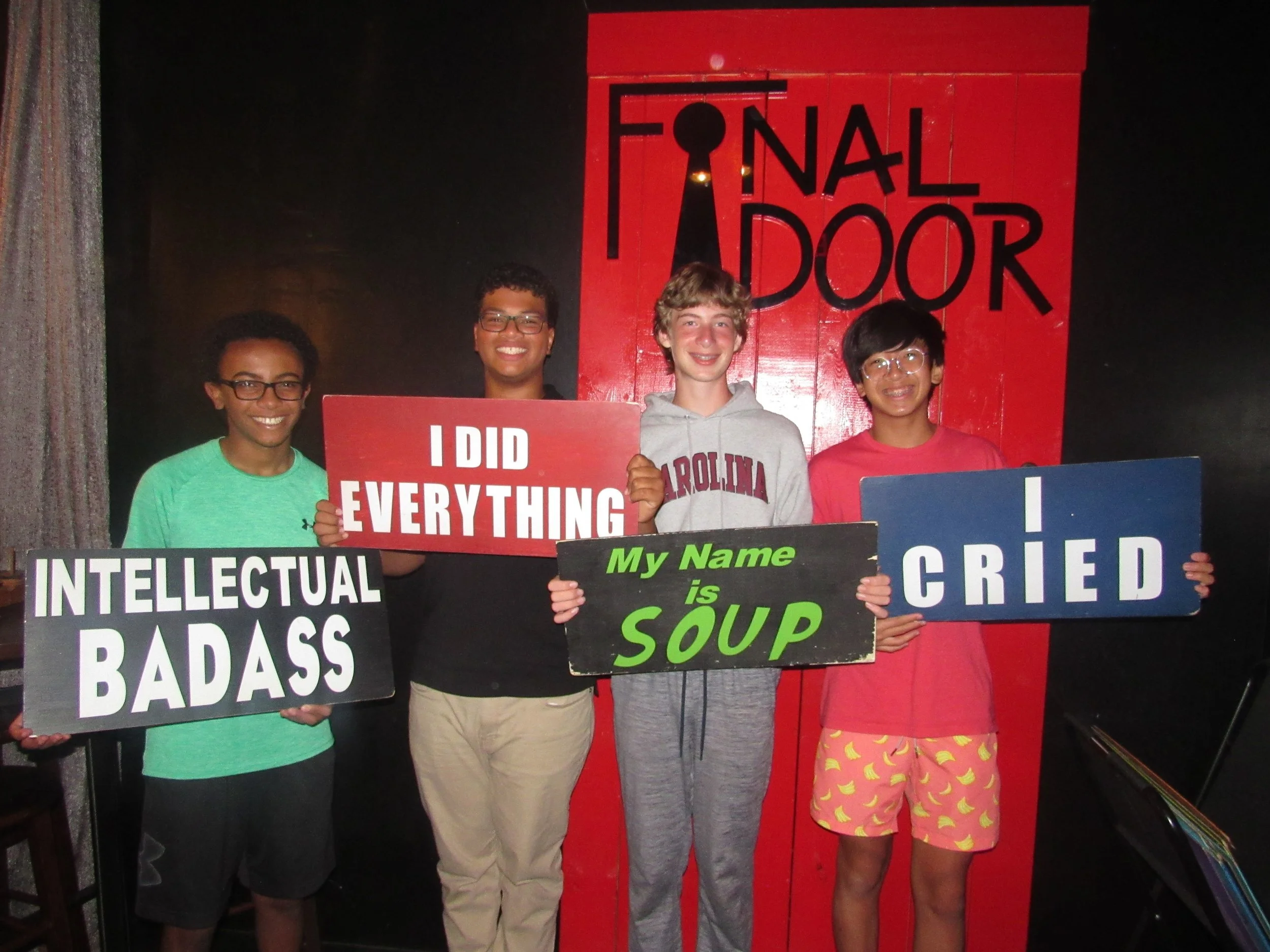 the-final-door-escape-room-columbia-sc-team-photos-09-24-22  (13).JPG