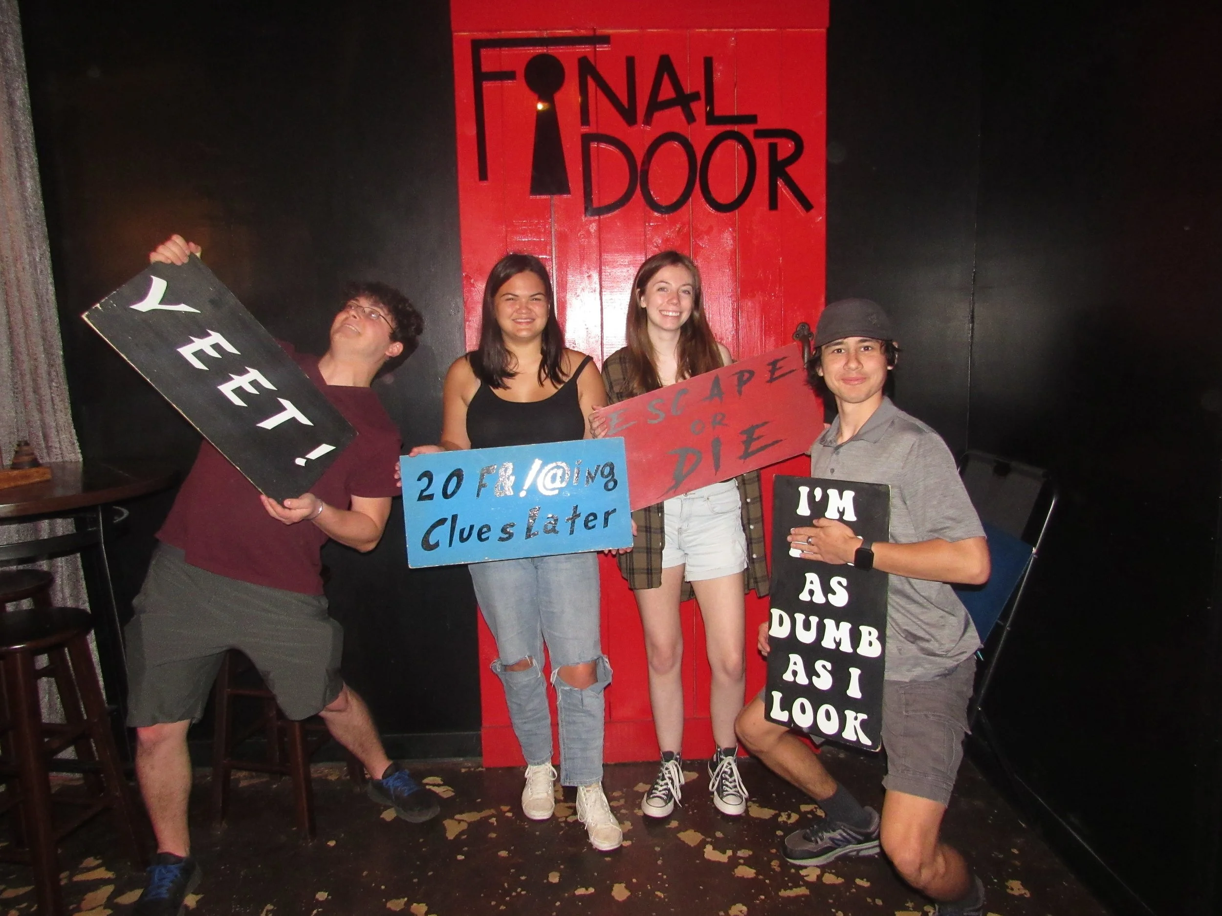 the-final-door-escape-room-columbia-sc-team-photos-09-24-22  (14).JPG