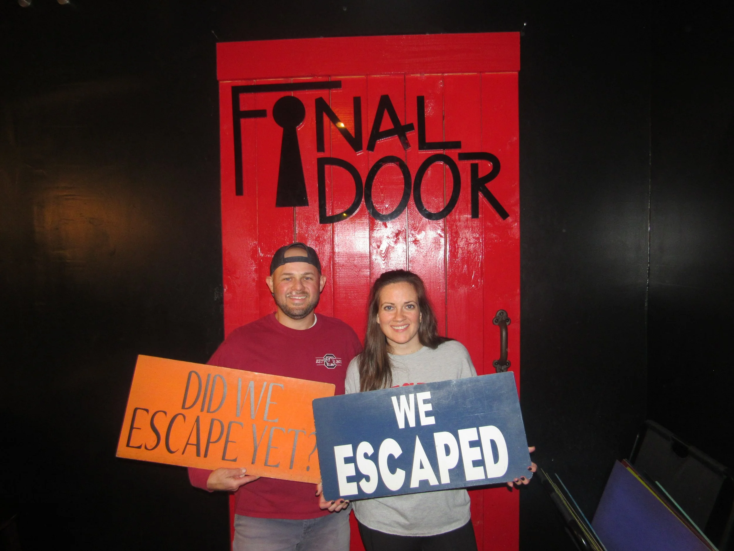 the-final-door-escape-room-columbia-sc-team-photos-09-24-22  (19).JPG