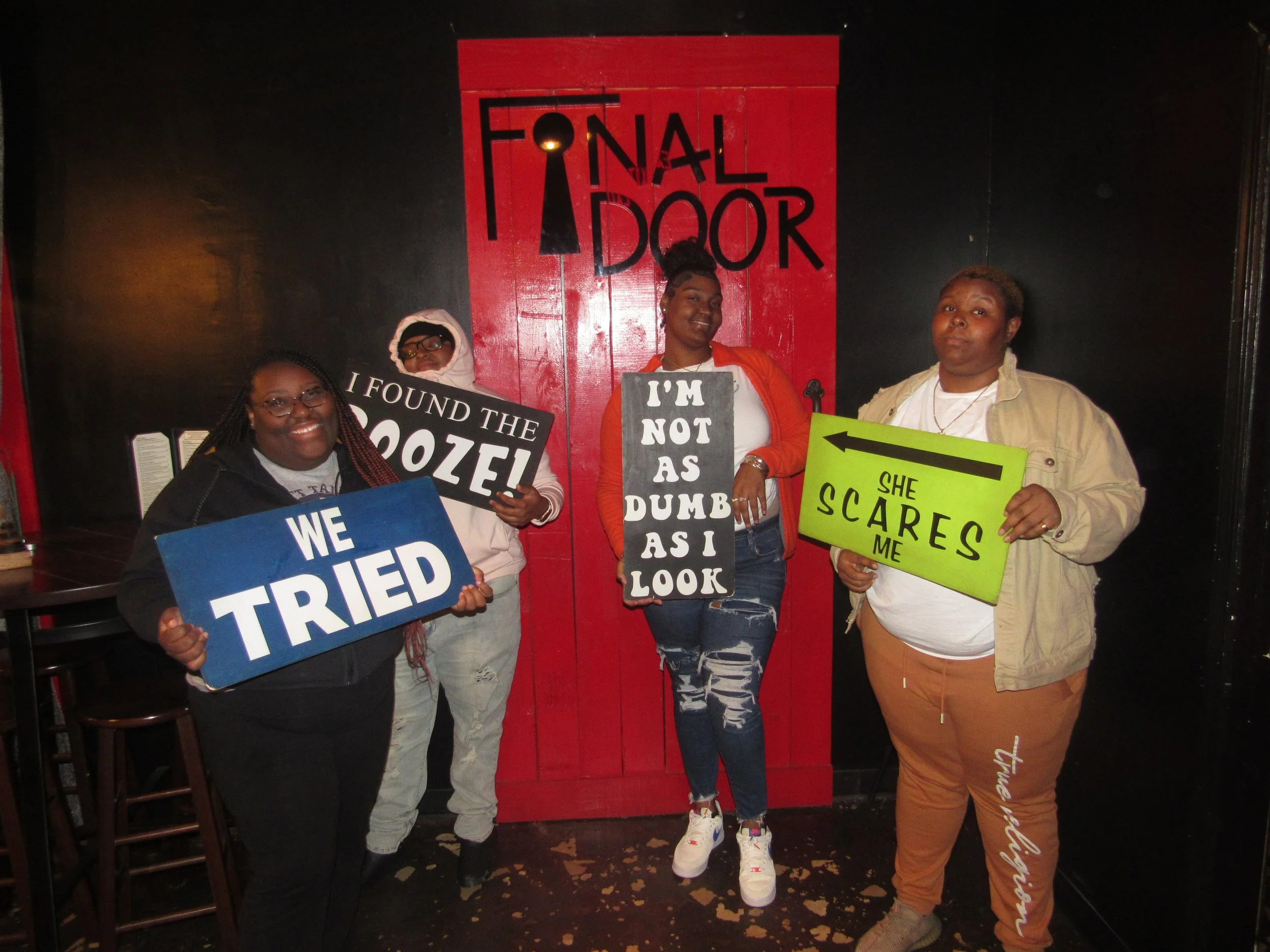 the-final-door-escape-room-columbia-sc-team-photos-09-29-22  (7).JPG