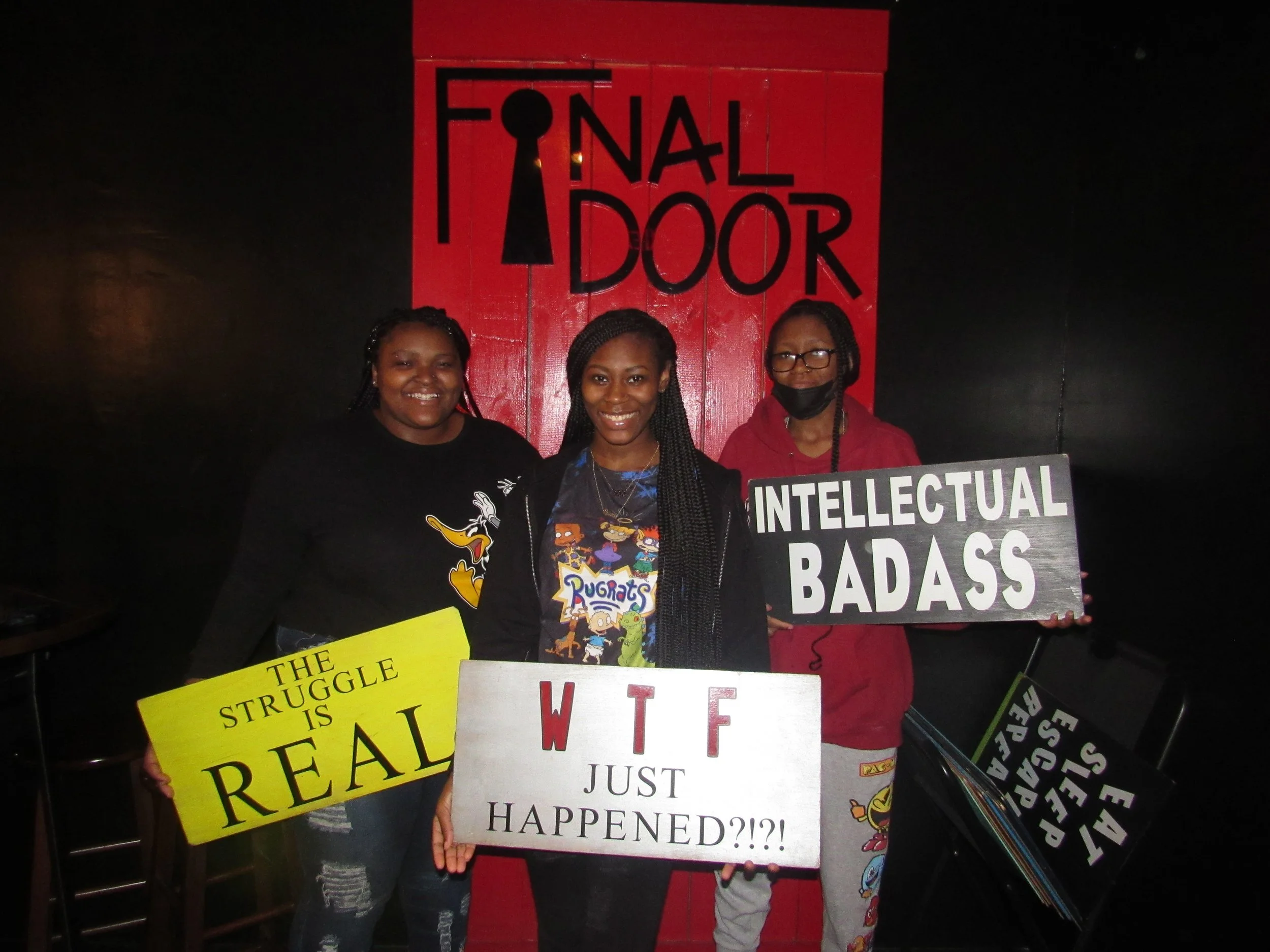 the-final-door-escape-room-columbia-sc-team-photos-10-01-22  (17).JPG