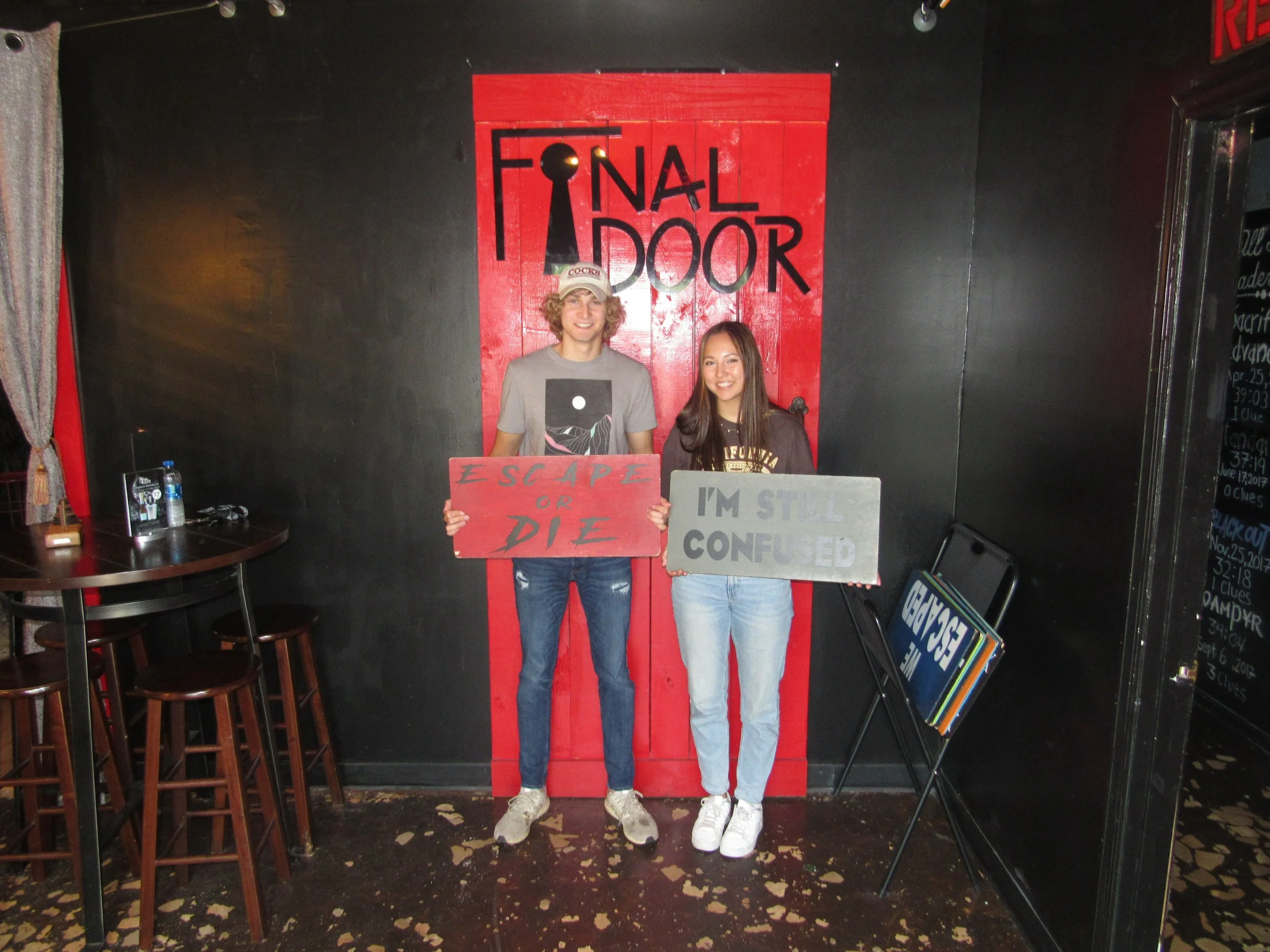 the-final-door-escape-room-columbia-sc-team-photos-10-02-22  (5).JPG