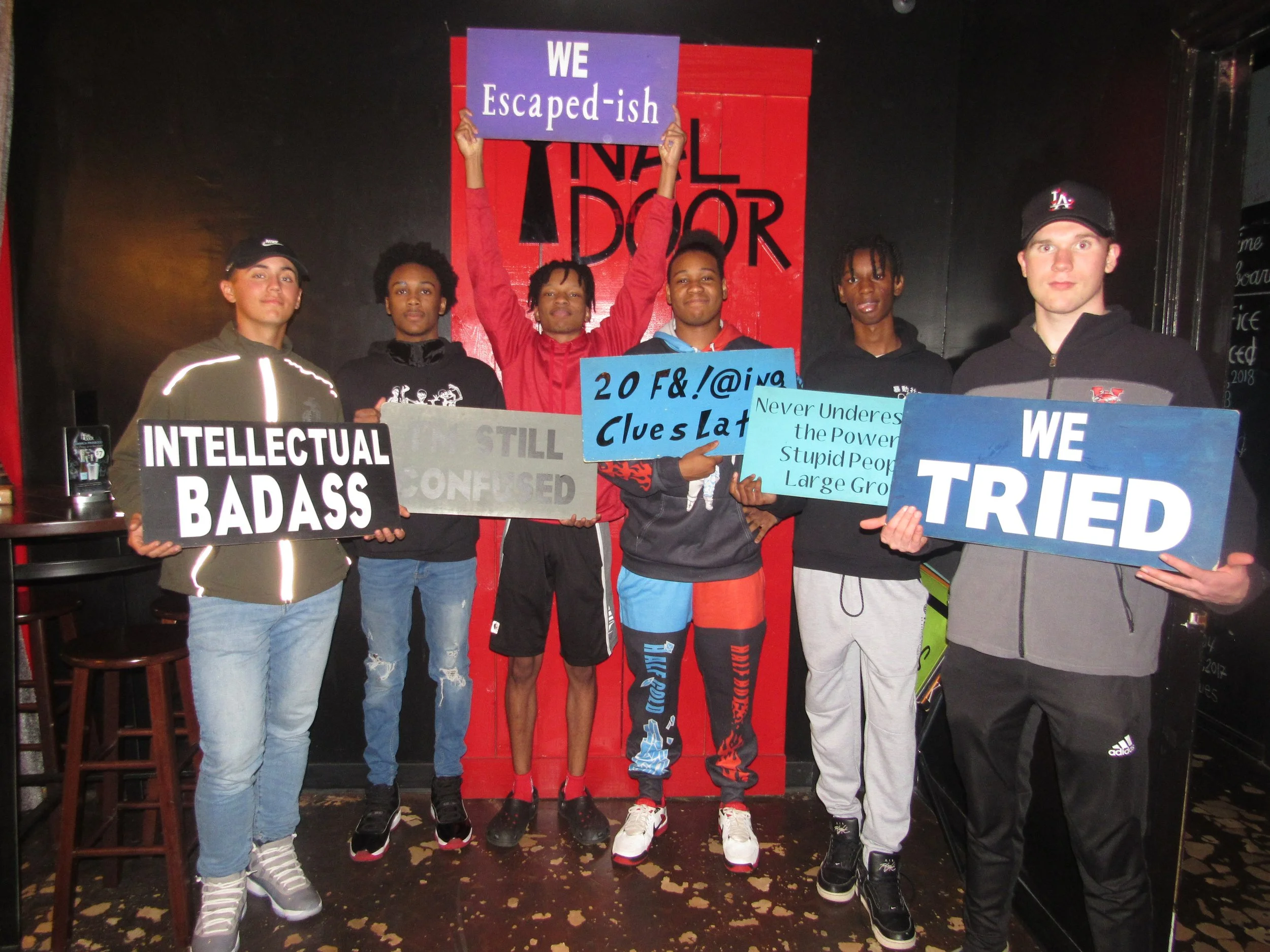 the-final-door-escape-room-columbia-sc-team-photos-10-02-22  (7).JPG