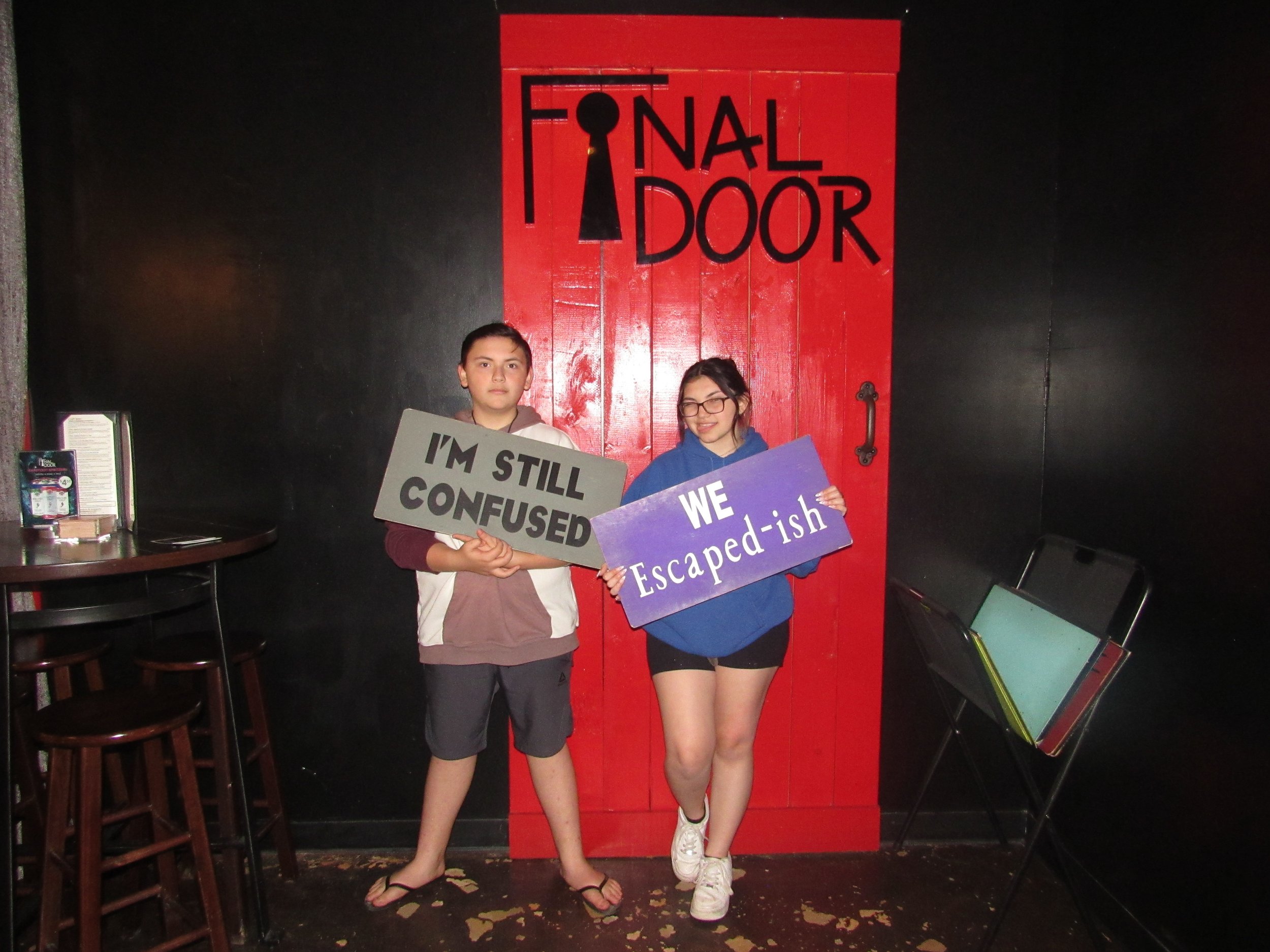the-final-door-escape-room-columbia-sc-team-photos-10-14-22 (10).JPG
