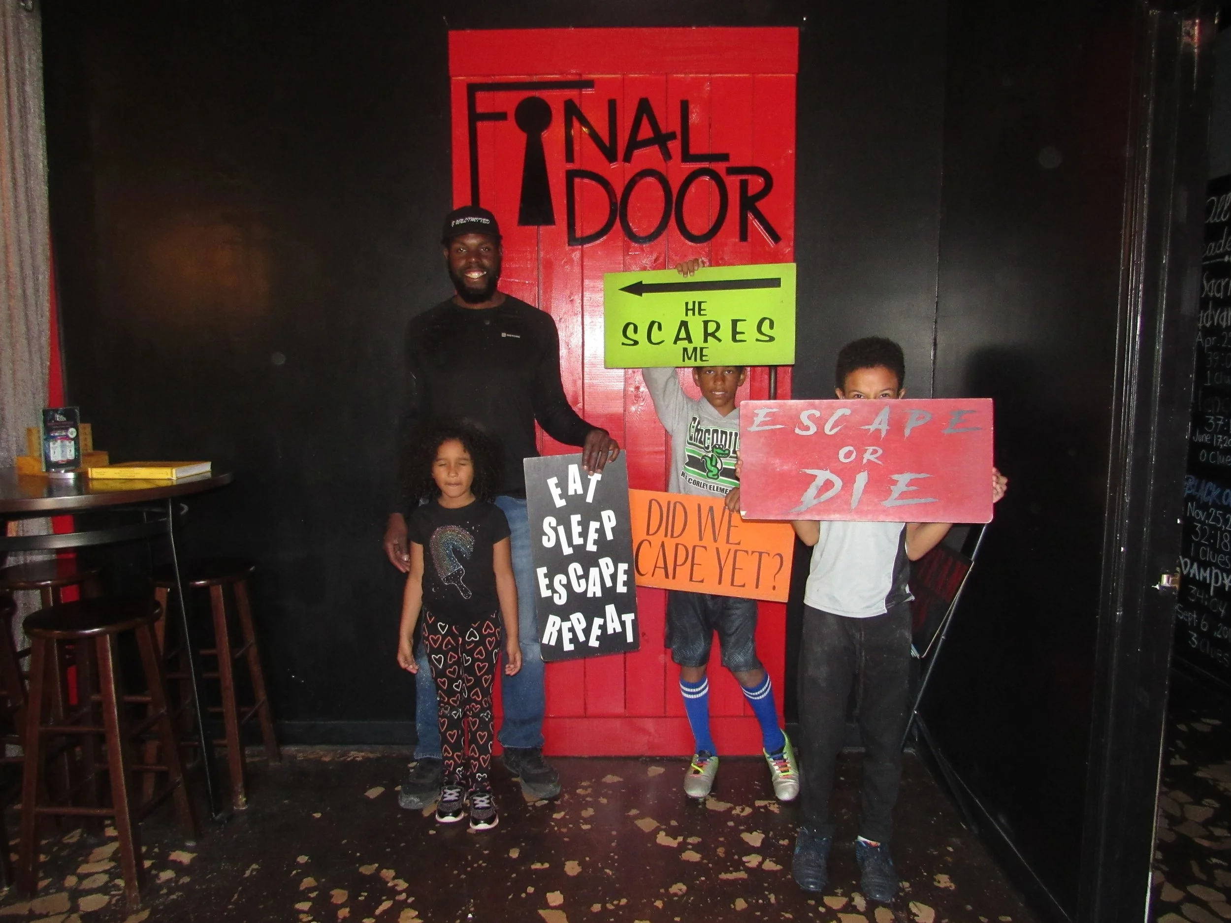 the-final-door-escape-room-columbia-sc-team-photos-10-22-22 (7).JPG
