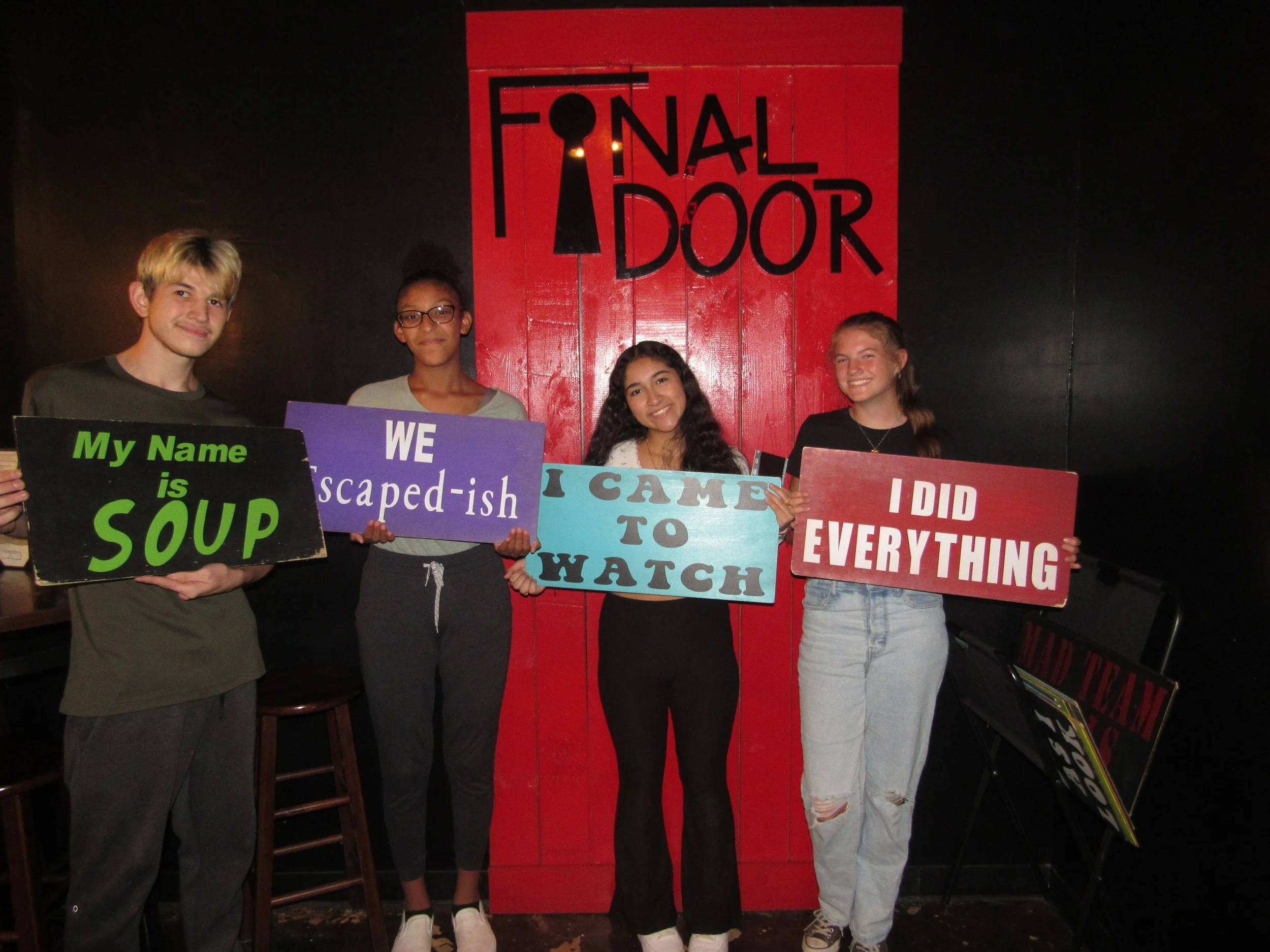 the-final-door-escape-room-columbia-sc-team-photos-11-05-22 (13).JPG
