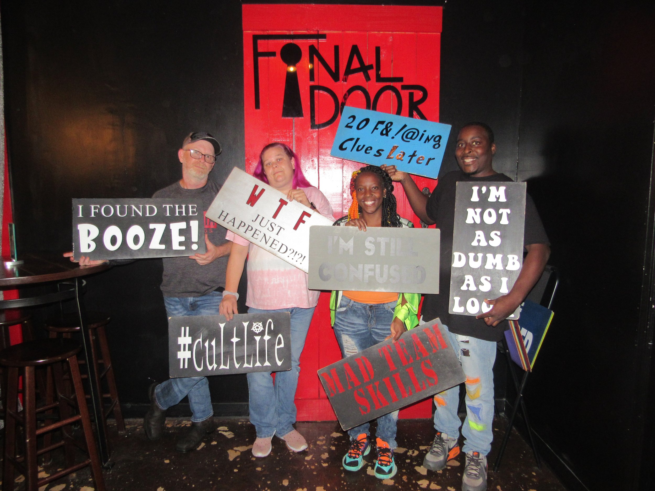 the-final-door-escape-room-columbia-sc-team-photos-11-05-22 (19).JPG