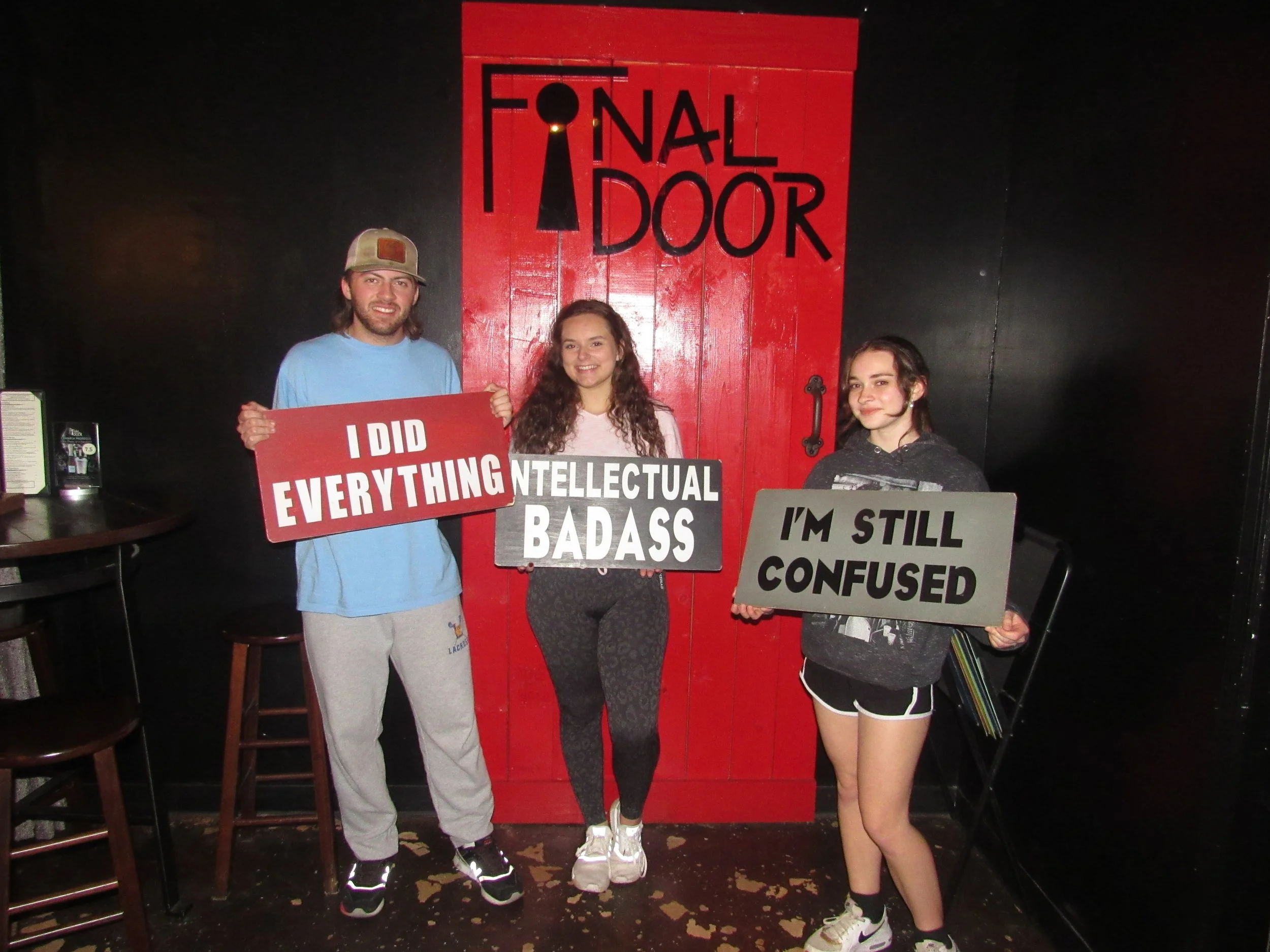 the-final-door-escape-room-columbia-sc-team-photos-11-08-22 (7).JPG