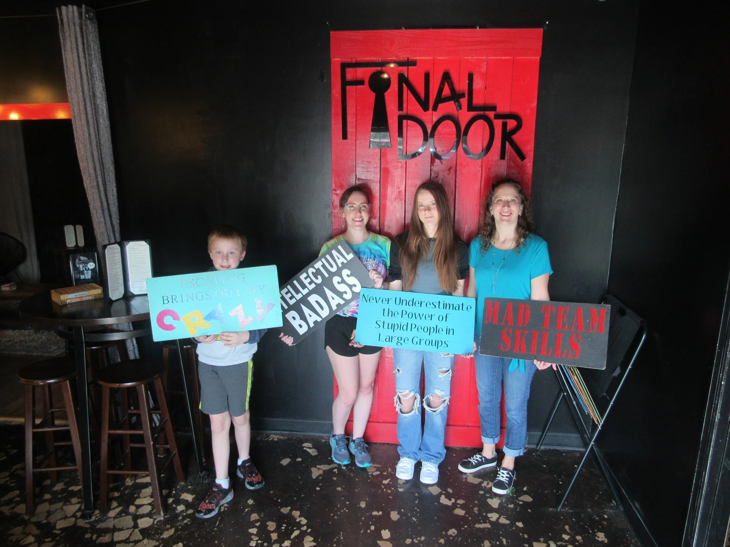 the-final-door-escape-room-columbia-sc-team-photos-11-12-22  (1).JPG