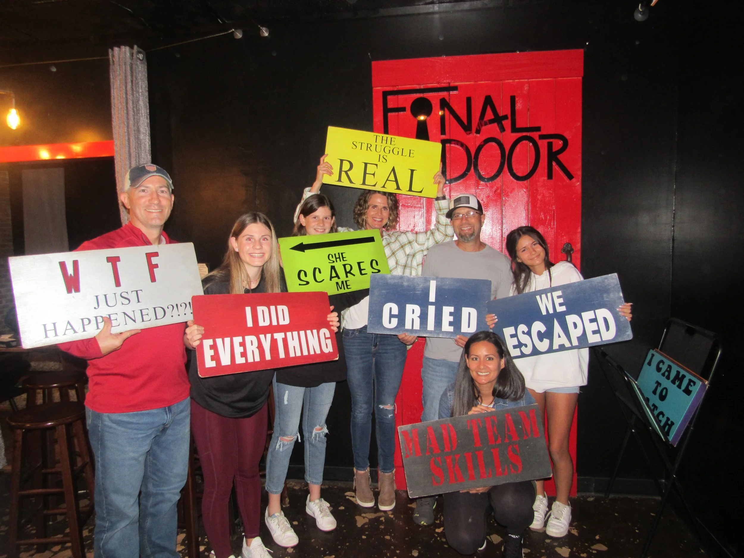 the-final-door-escape-room-columbia-sc-team-photos-11-12-22  (13).JPG