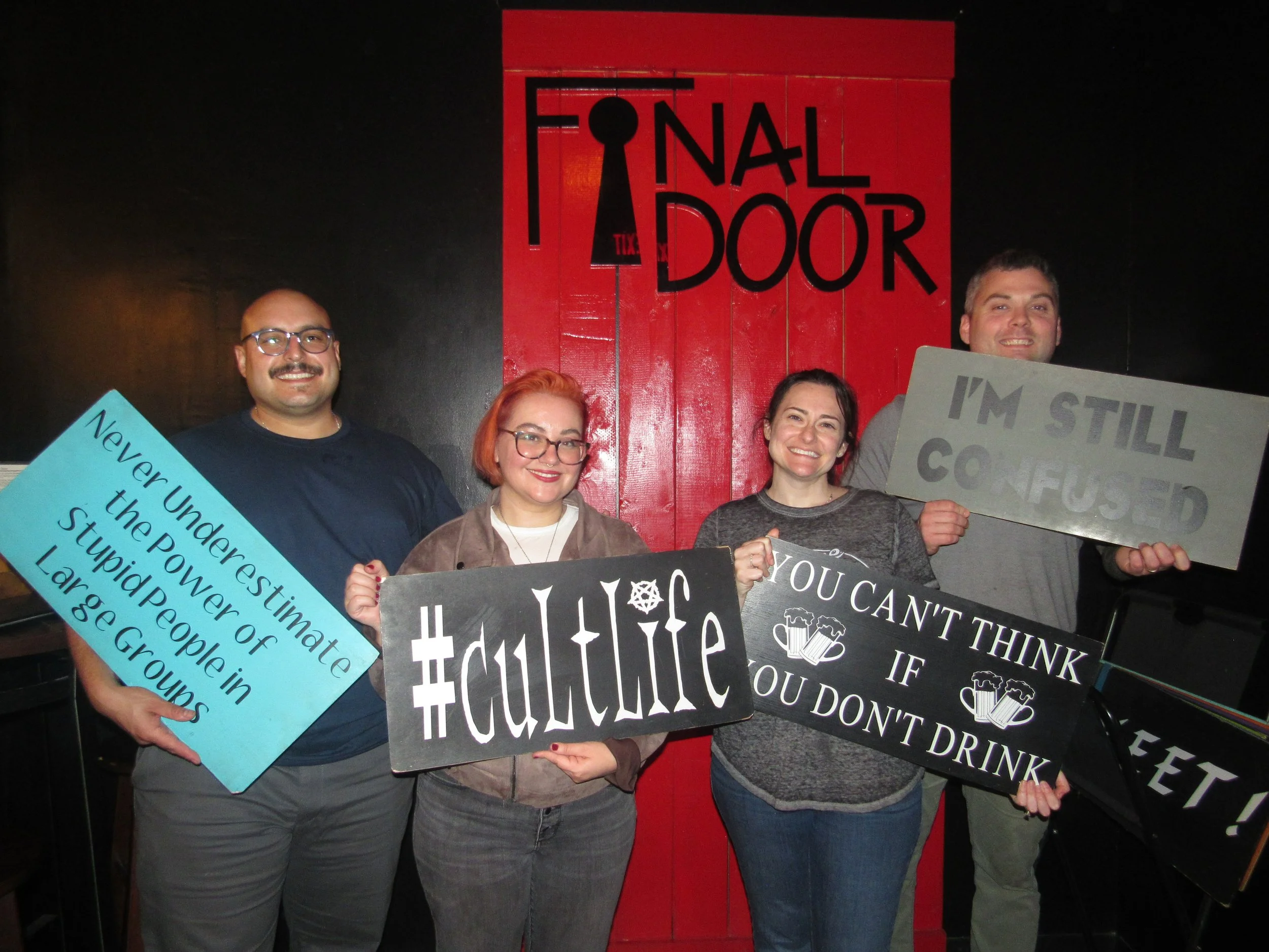 the-final-door-escape-room-columbia-sc-team-photos-11-12-22  (15).JPG