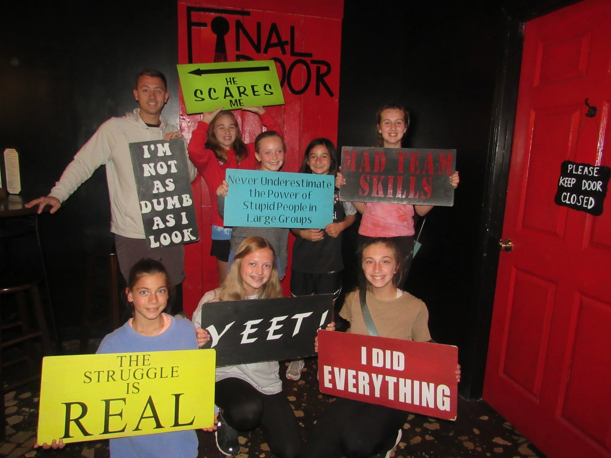 the-final-door-escape-room-columbia-sc-team-photos-11-12-22  (17).JPG