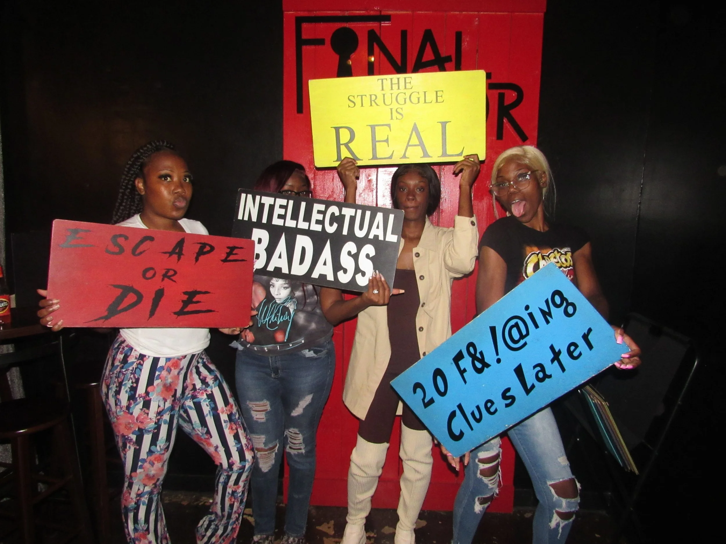 the-final-door-escape-room-columbia-sc-team-photos-11-12-22  (25).JPG