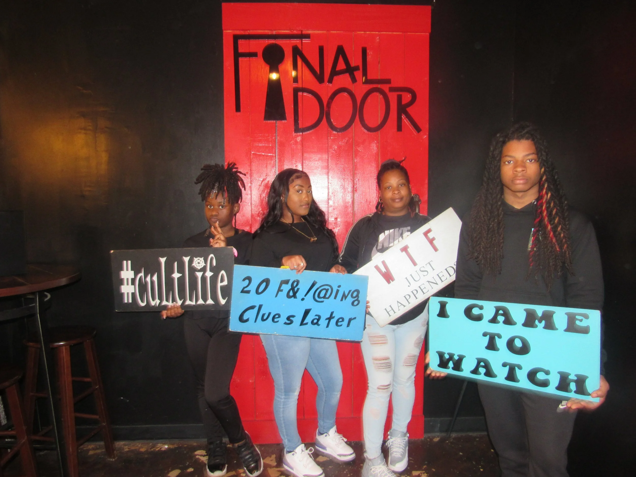 the-final-door-escape-room-columbia-sc-team-photos-11-13-22  (6).JPG