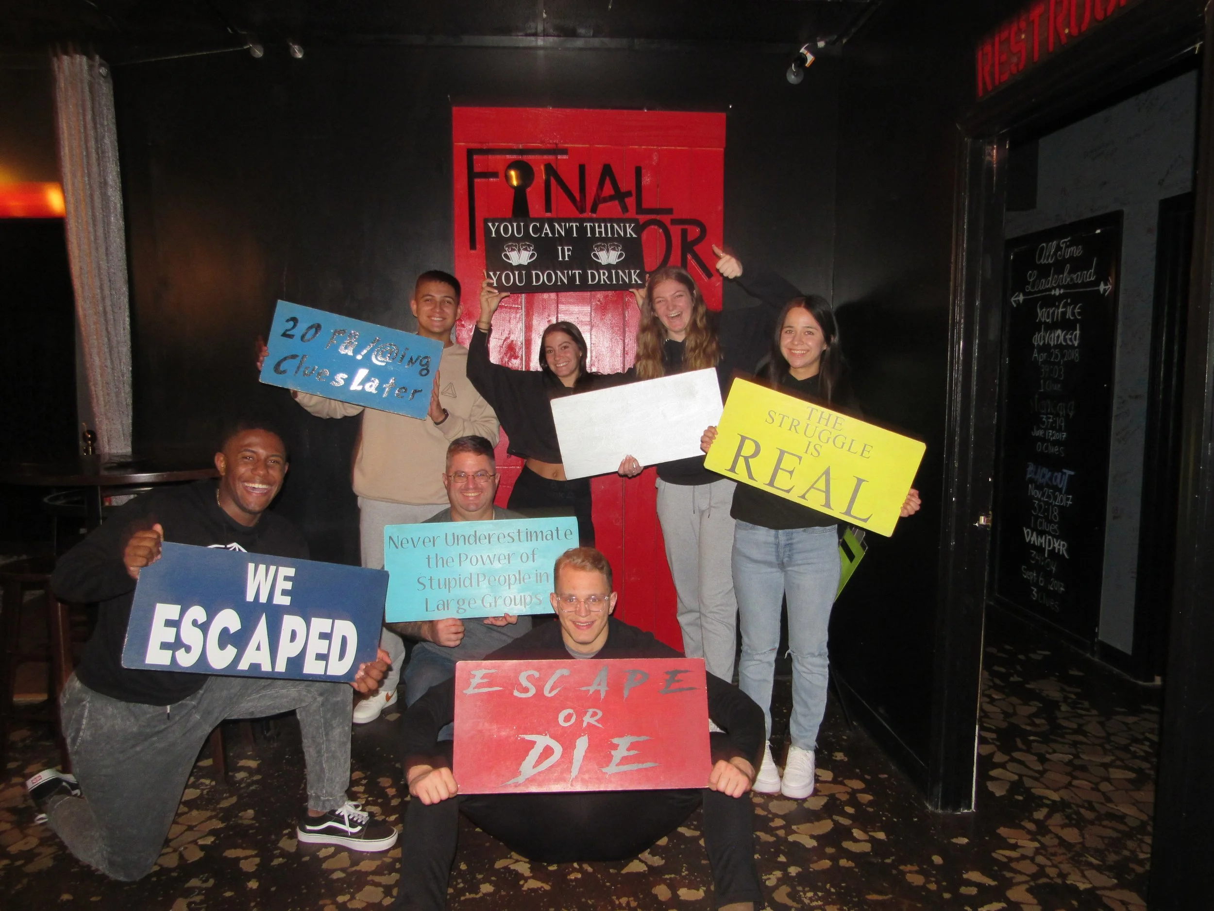 the-final-door-escape-room-columbia-sc-team-photos-11-14-22  (4).JPG