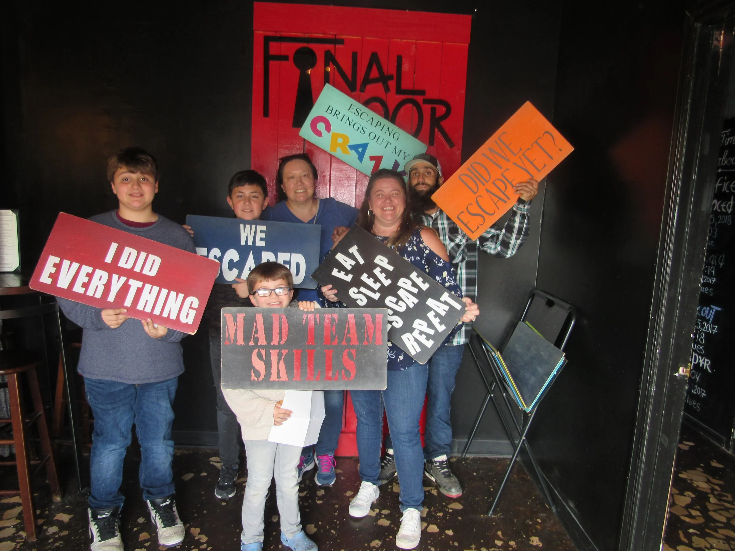 the-final-door-escape-room-columbia-sc-team-photos-11-19-22  (3).JPG
