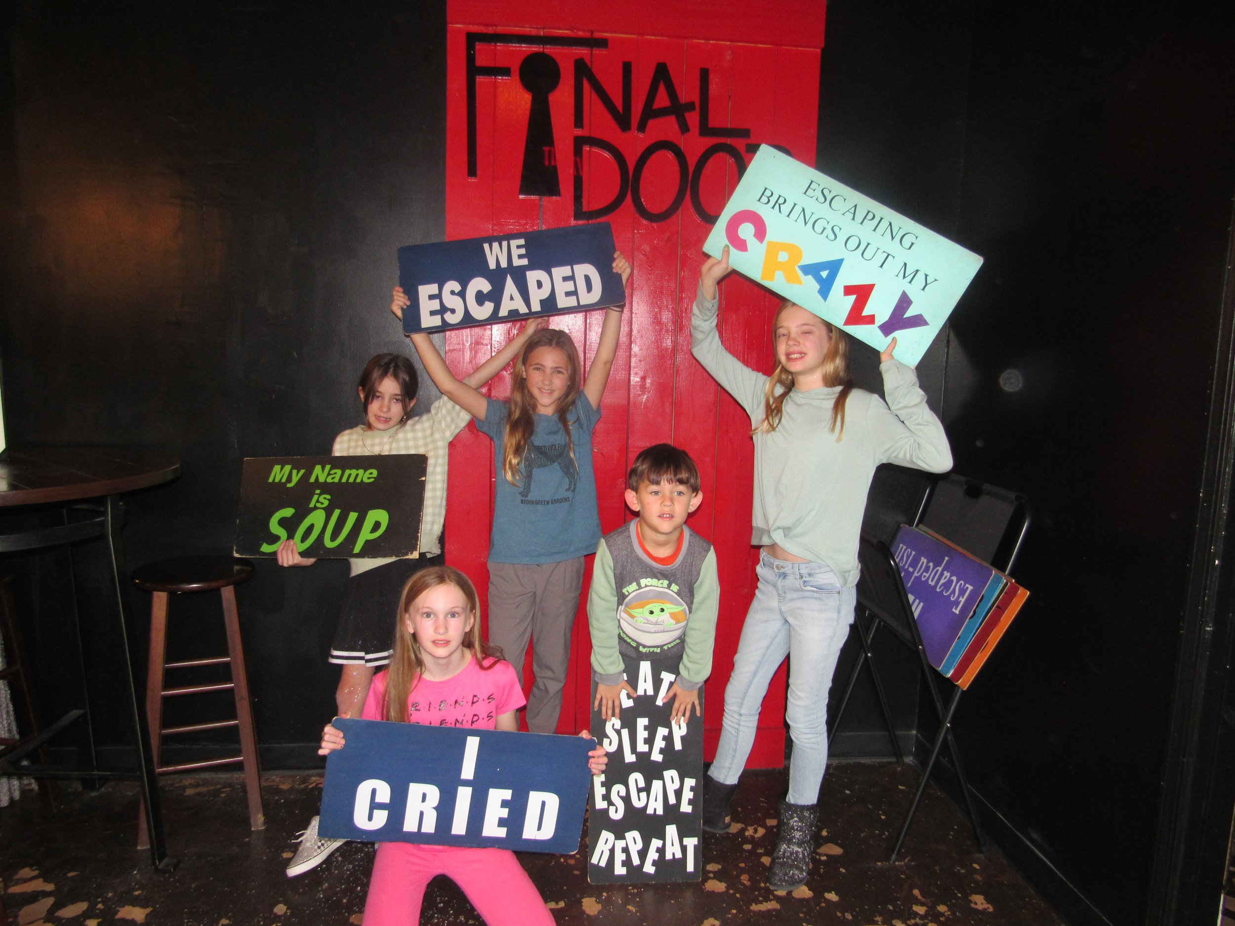 the-final-door-escape-room-columbia-sc-team-photos-11-19-22  (9).JPG