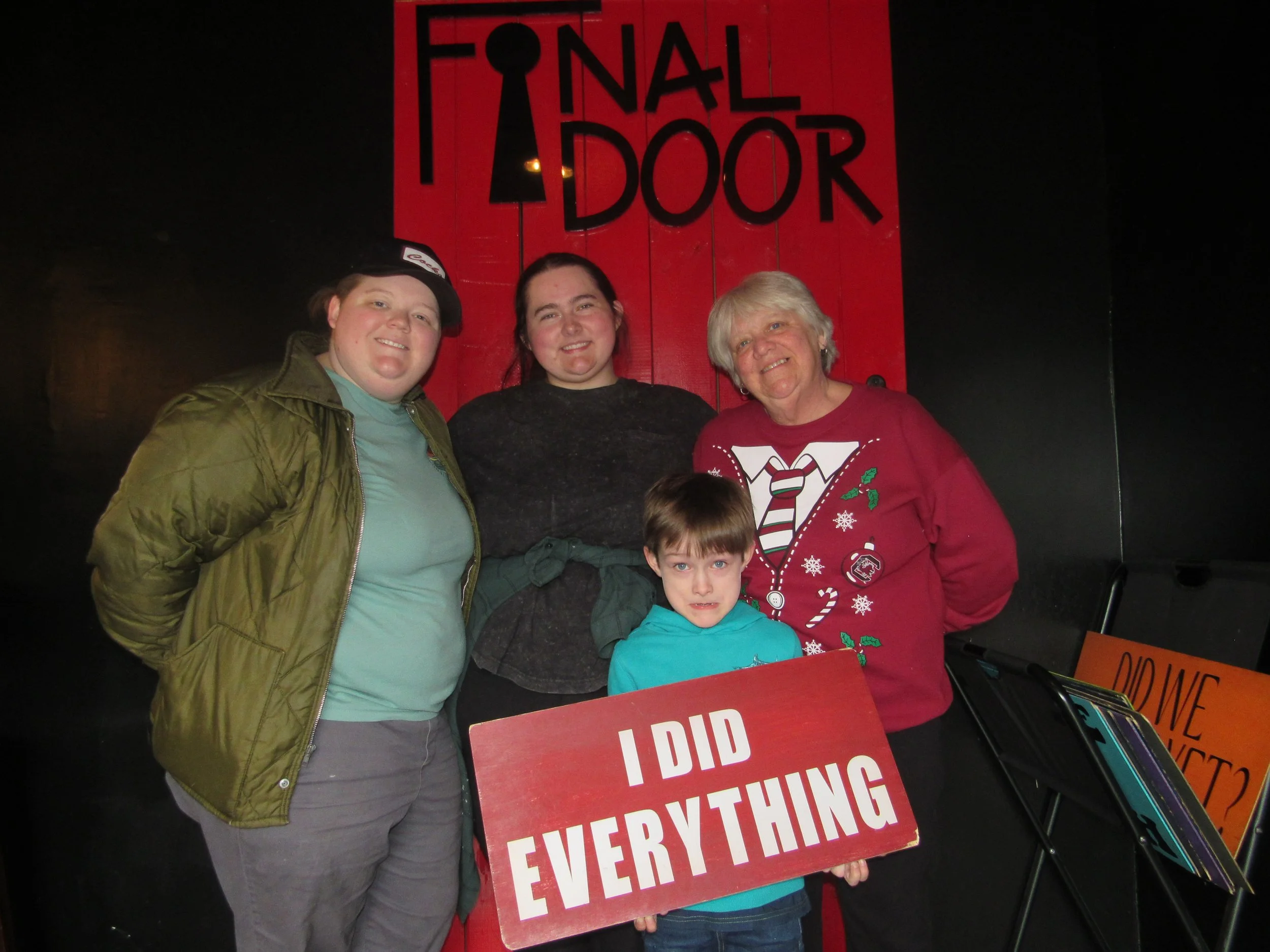the-final-door-escape-room-columbia-sc-team-photos-11-20-22  (1).JPG