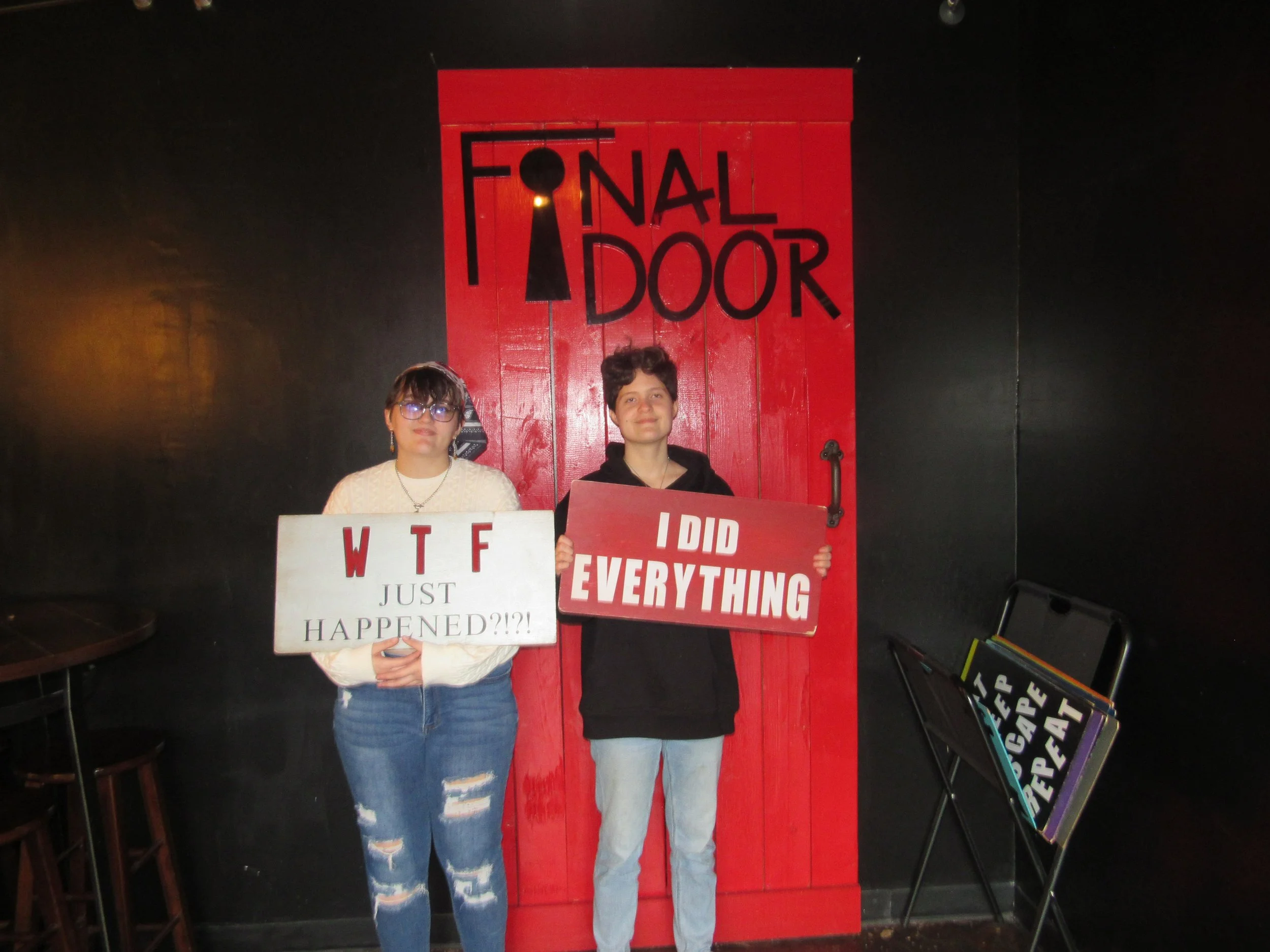 the-final-door-escape-room-columbia-sc-team-photos-11-20-22  (3).JPG