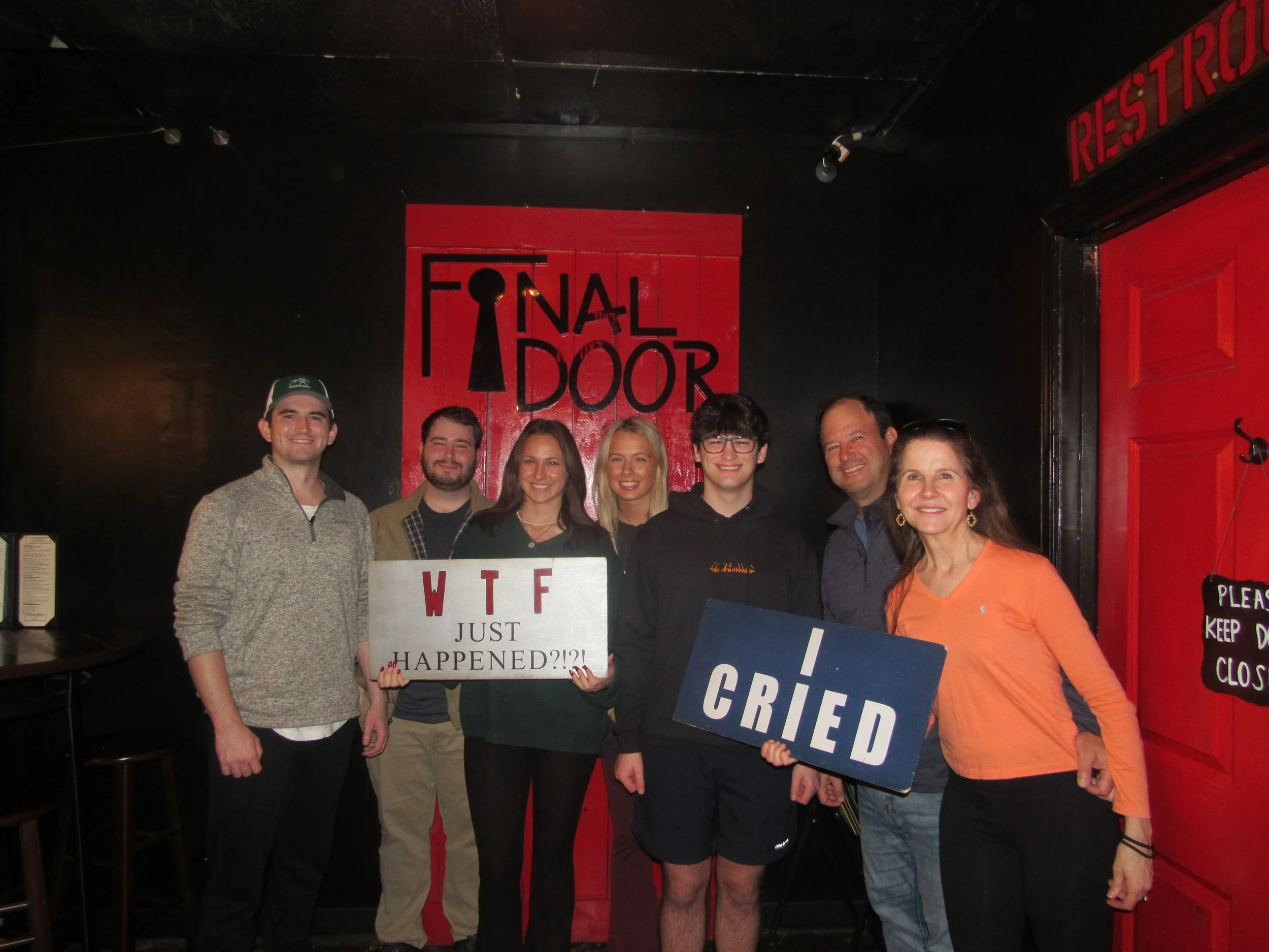 the-final-door-escape-room-columbia-sc-team-photos-11-25-22 (12).JPG