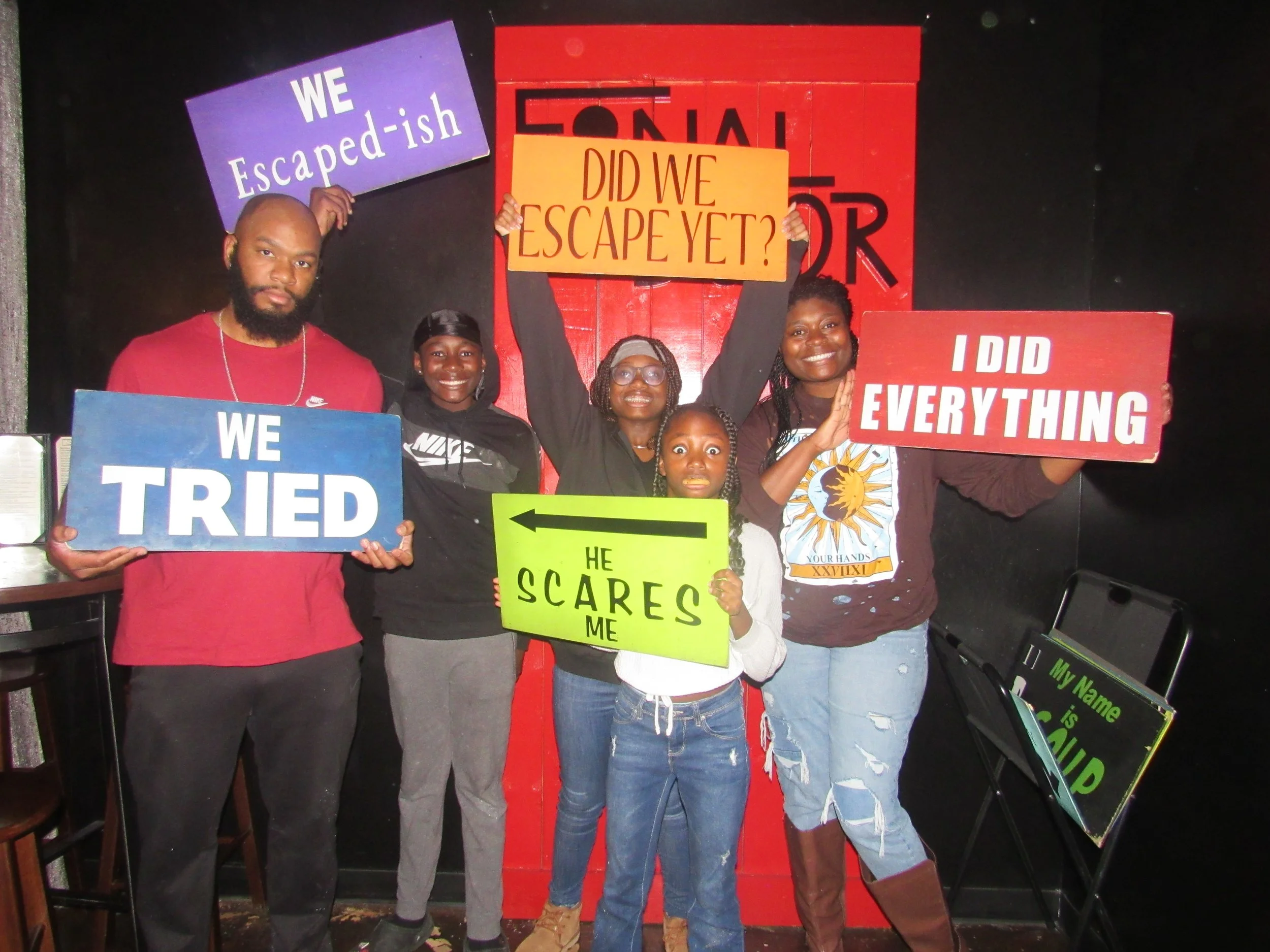 the-final-door-escape-room-columbia-sc-team-photos-11-25-22 (17).JPG