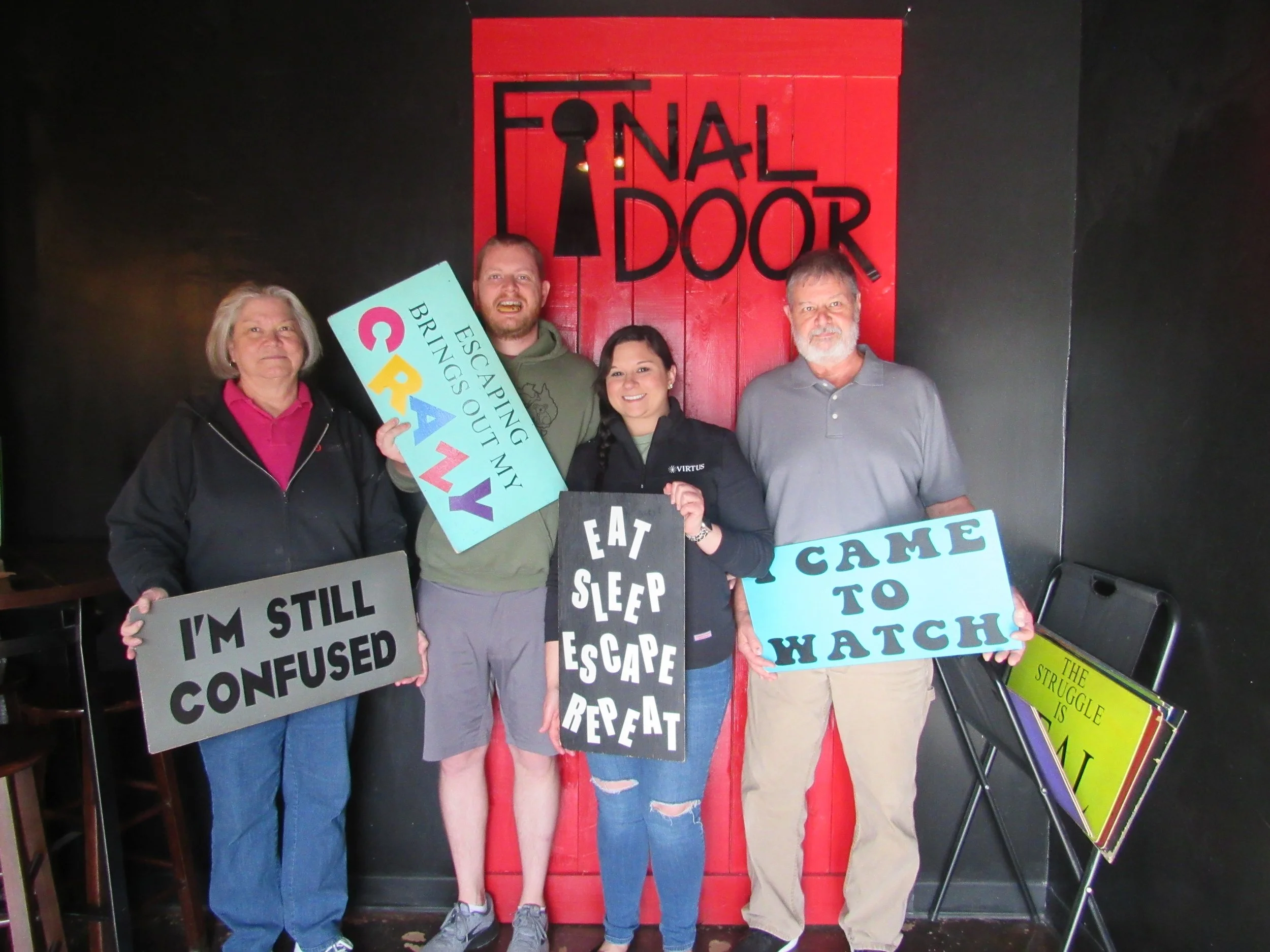 the-final-door-escape-room-columbia-sc-team-photos-11-27-22  (1).JPG