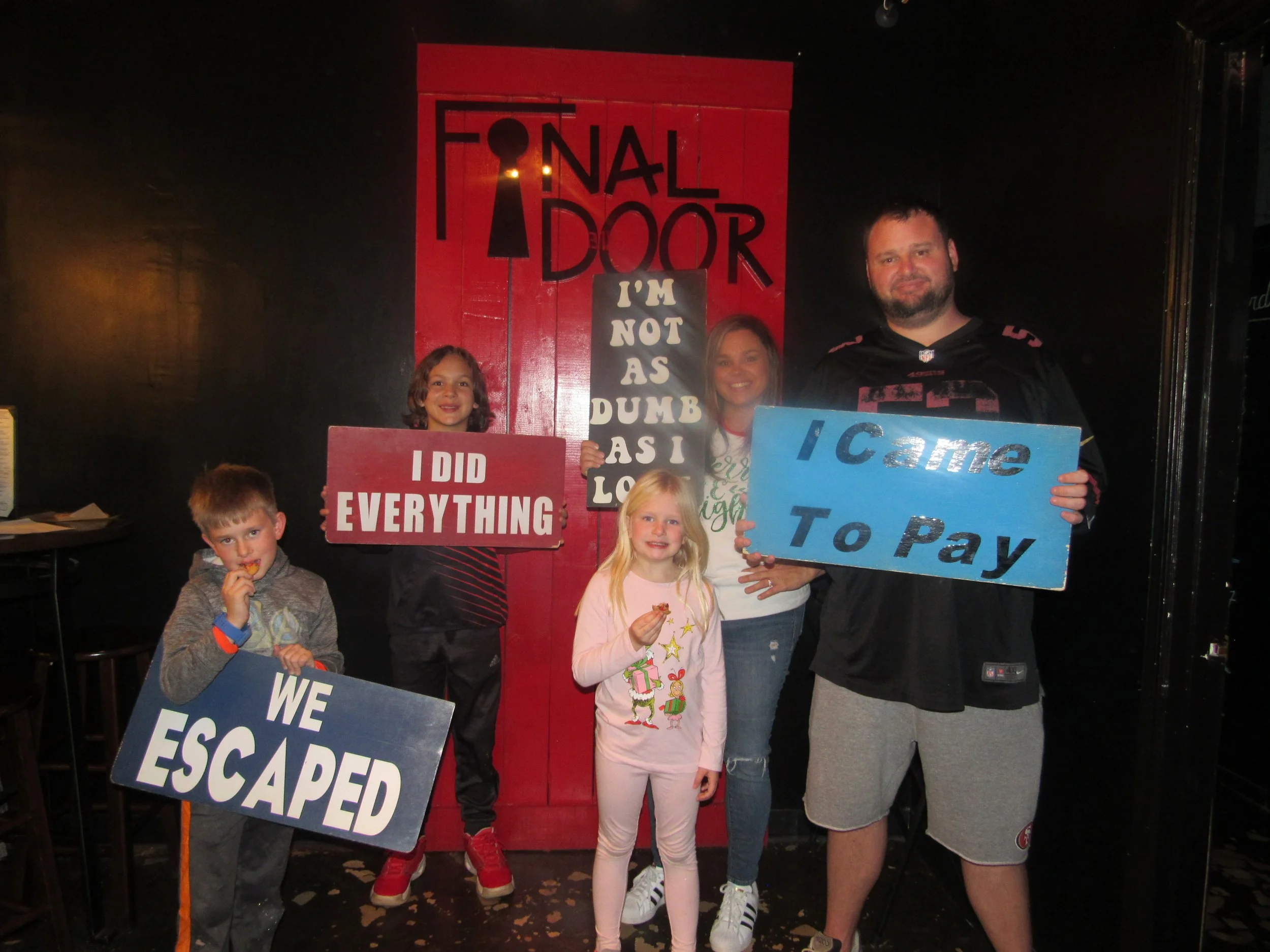 the-final-door-escape-room-columbia-sc-team-photos-12-02-22 (2).JPG