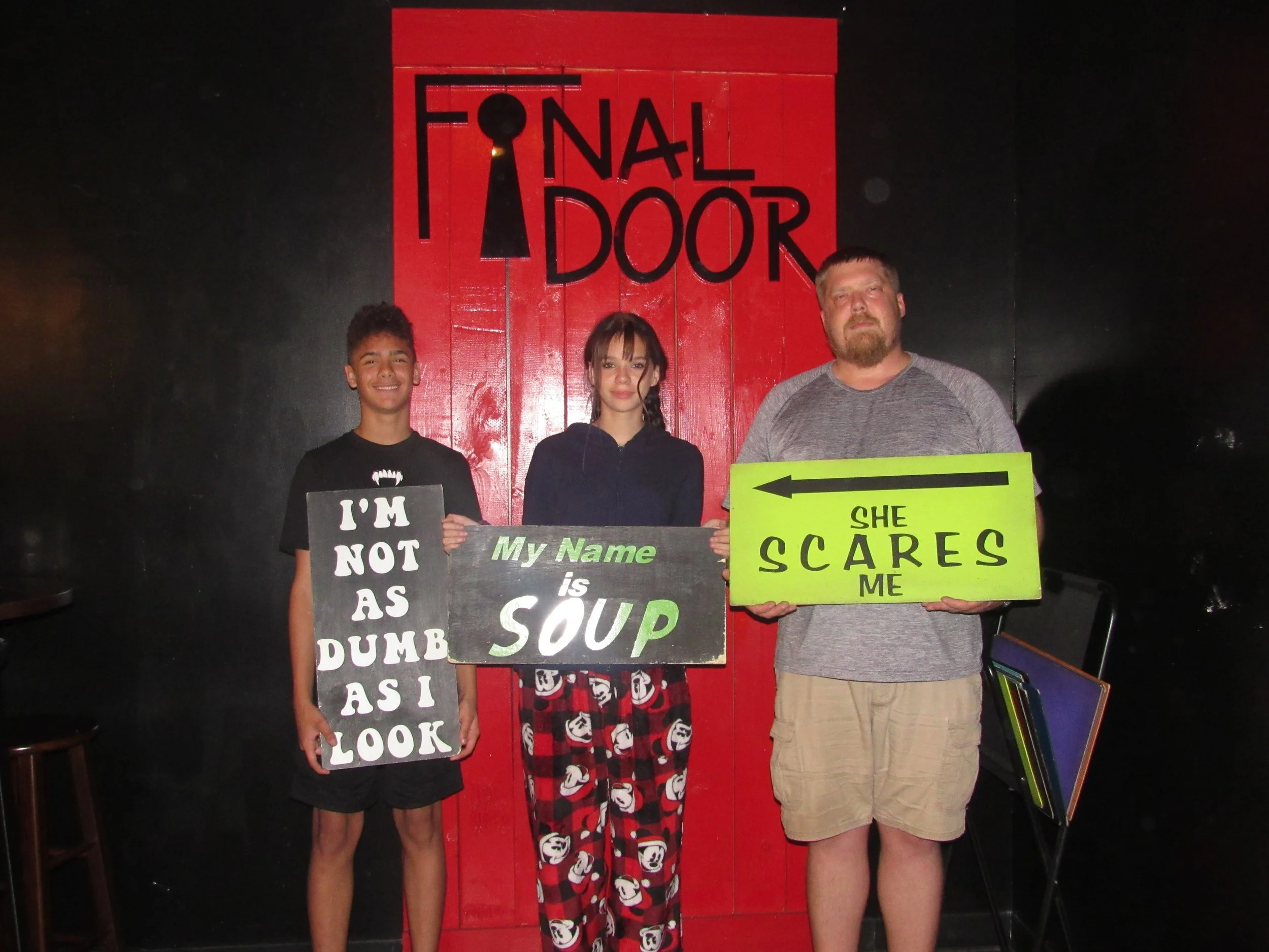 the-final-door-escape-room-columbia-sc-team-photos-12-03-22 (15).JPG