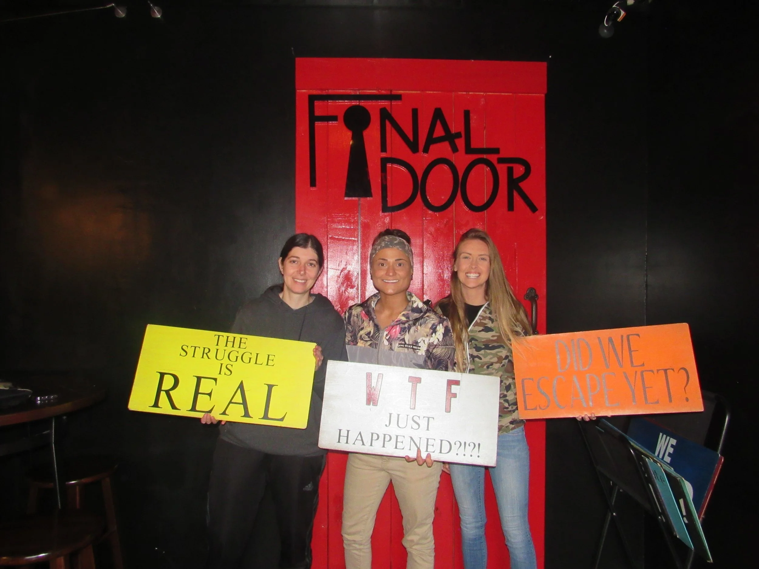 the-final-door-escape-room-columbia-sc-team-photos-12-04-22 (6).JPG