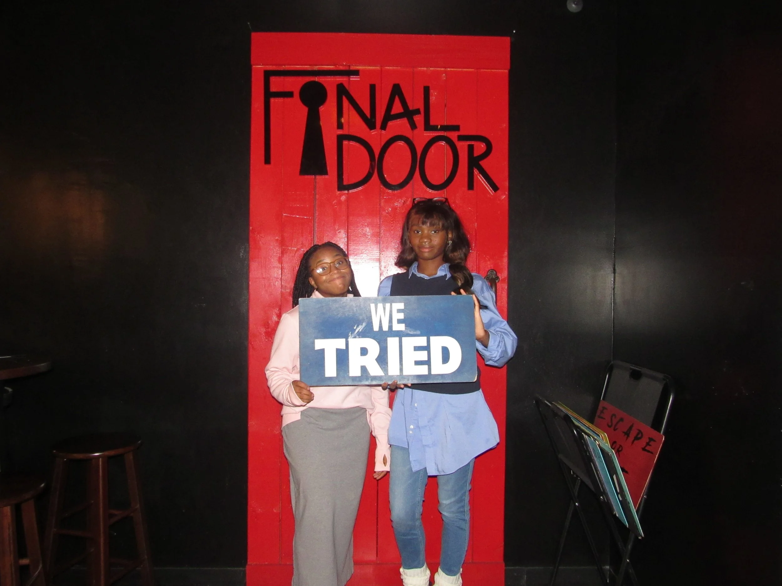 the-final-door-escape-room-columbia-sc-team-photos-12-04-22 (7).JPG