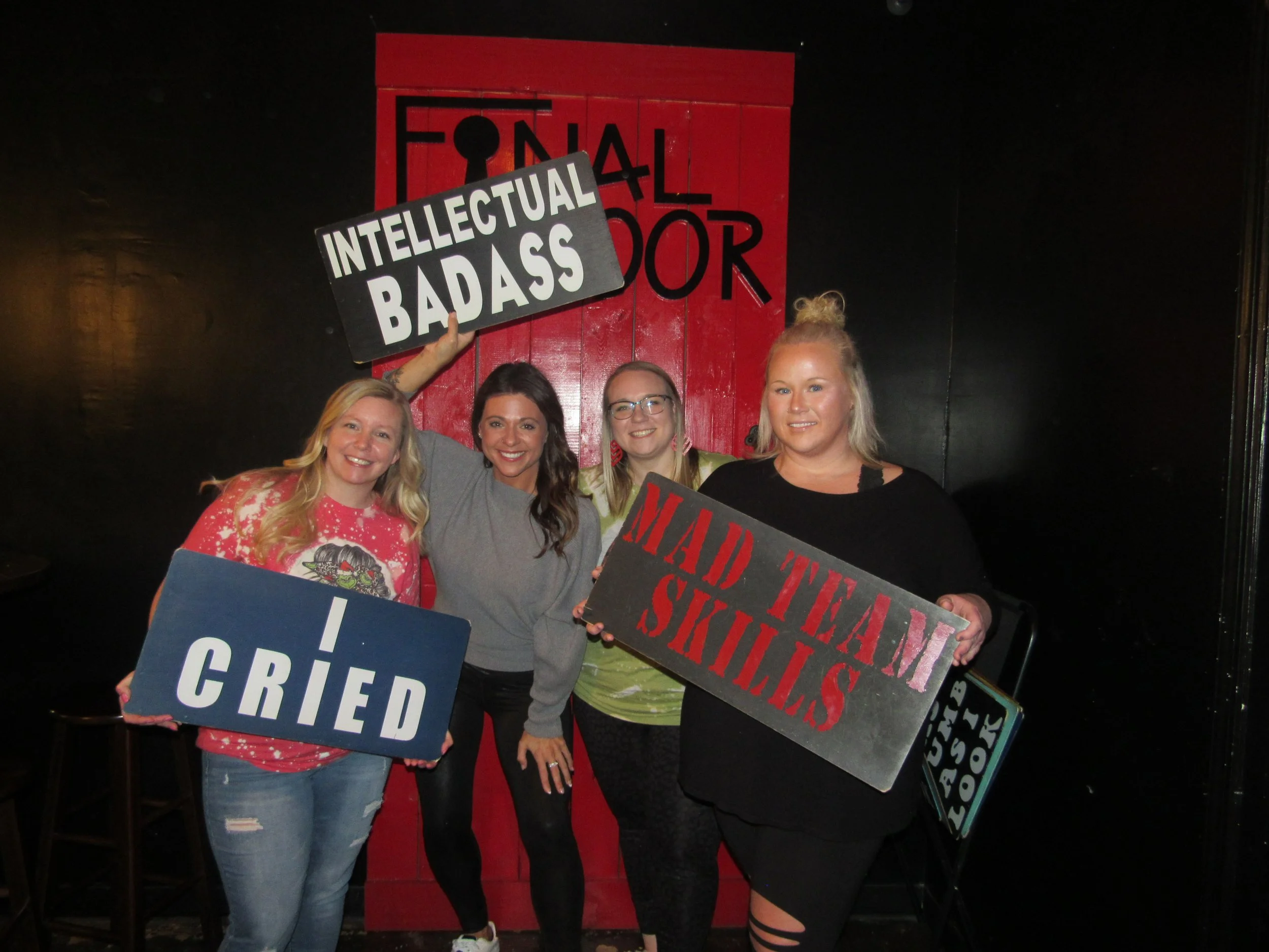 the-final-door-escape-room-columbia-sc-team-photos-12-04-22 (8).JPG