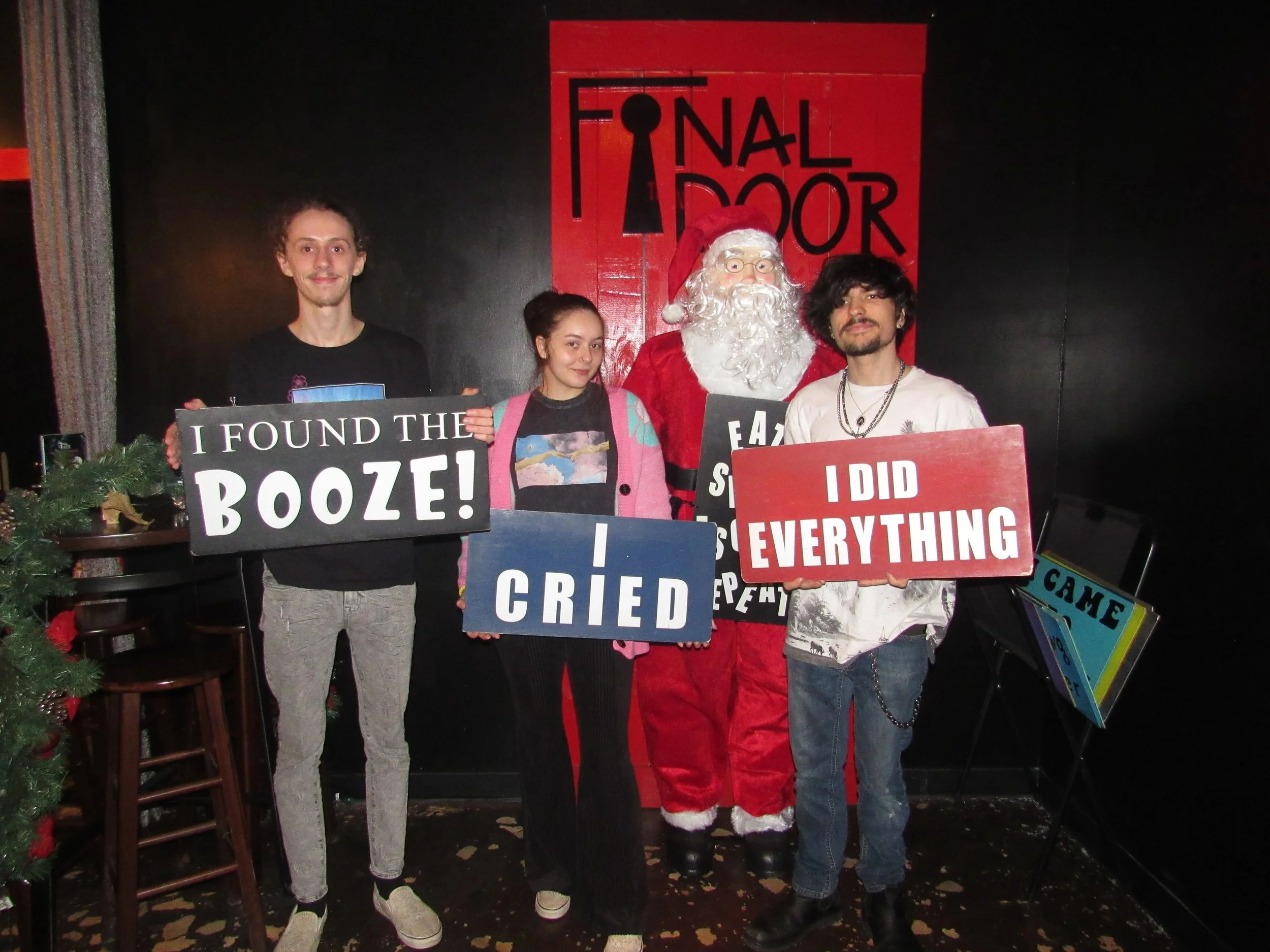 the-final-door-escape-room-columbia-sc-team-photos-12-08-22 (1).JPG