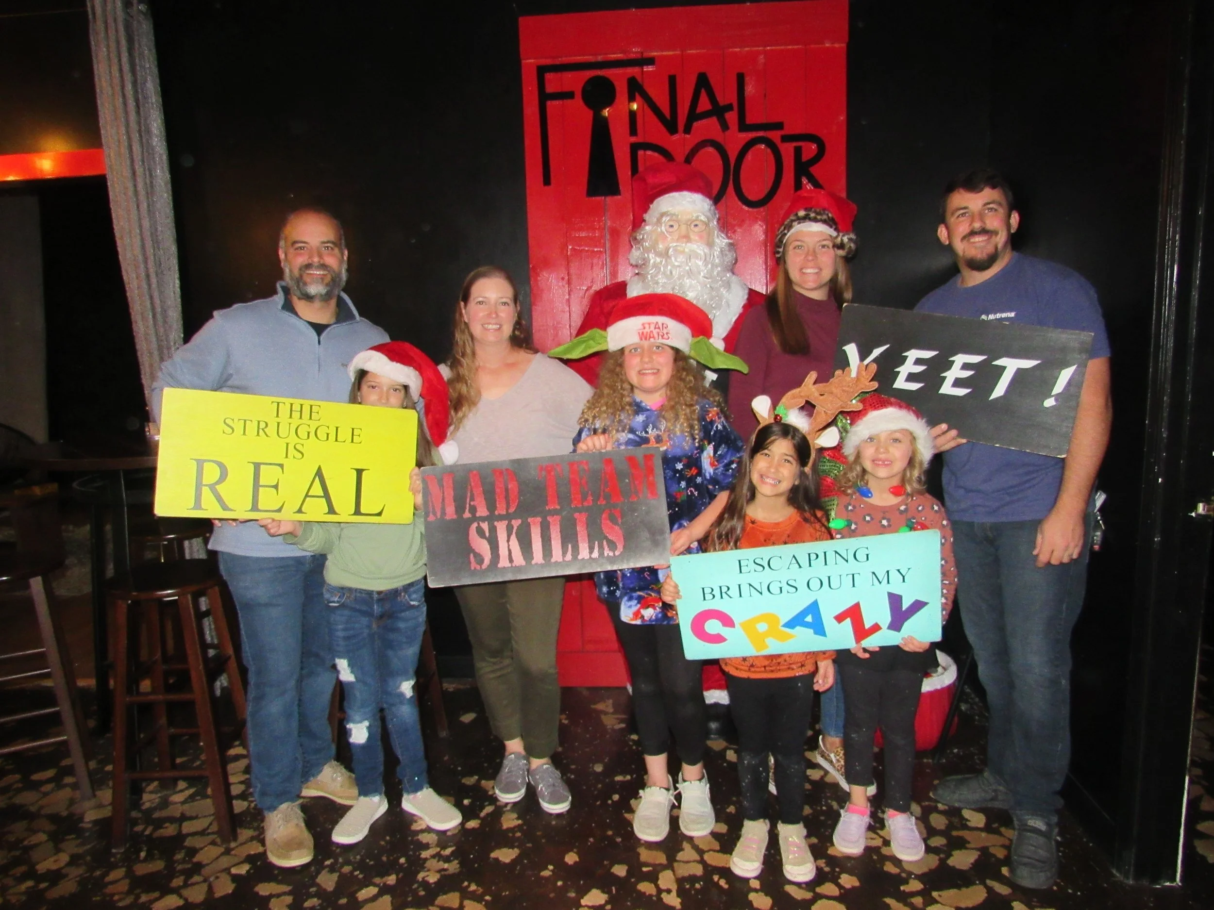 the-final-door-escape-room-columbia-sc-team-photos-12-10-22 (8).JPG