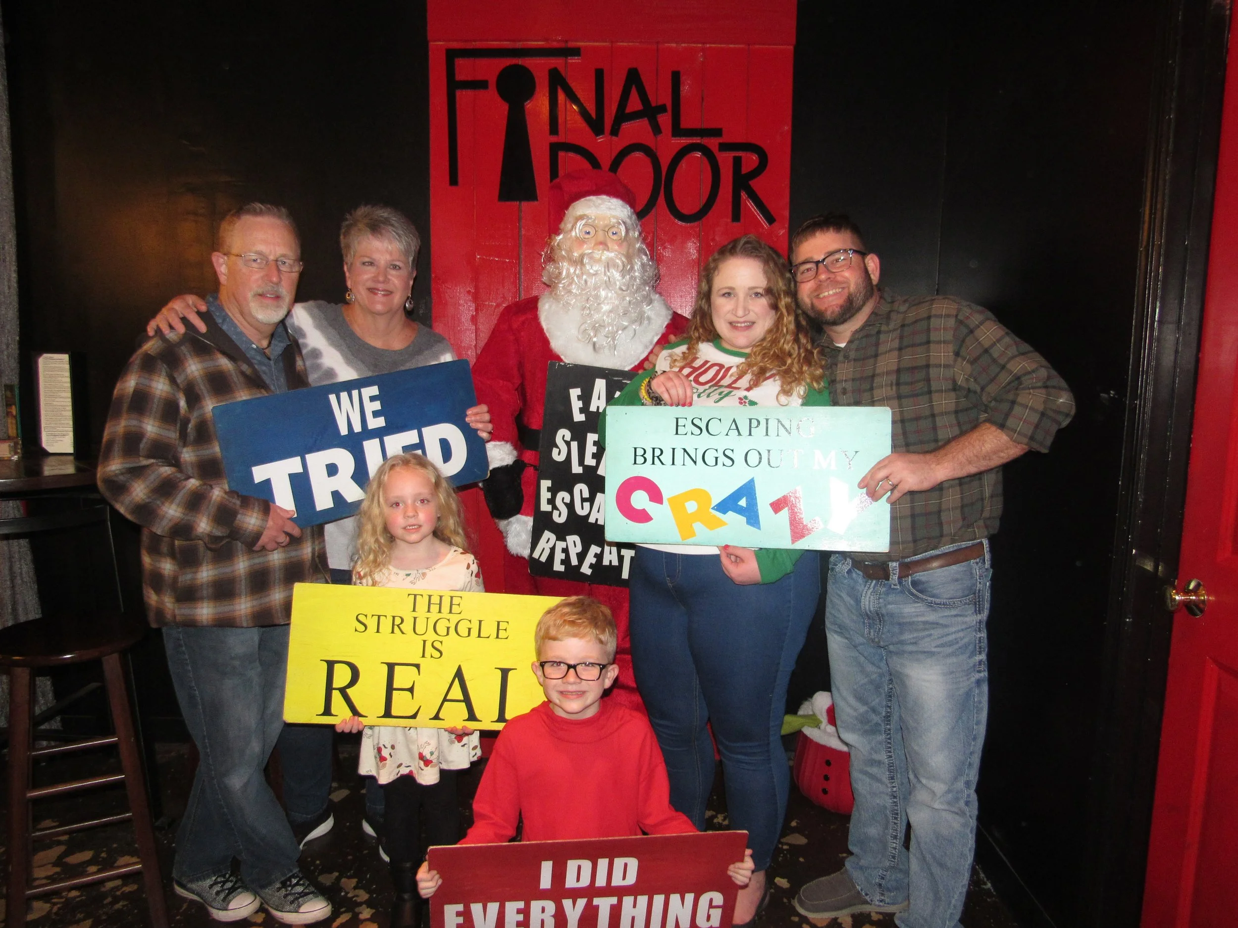 the-final-door-escape-room-columbia-sc-team-photos-12-10-22 (18).JPG