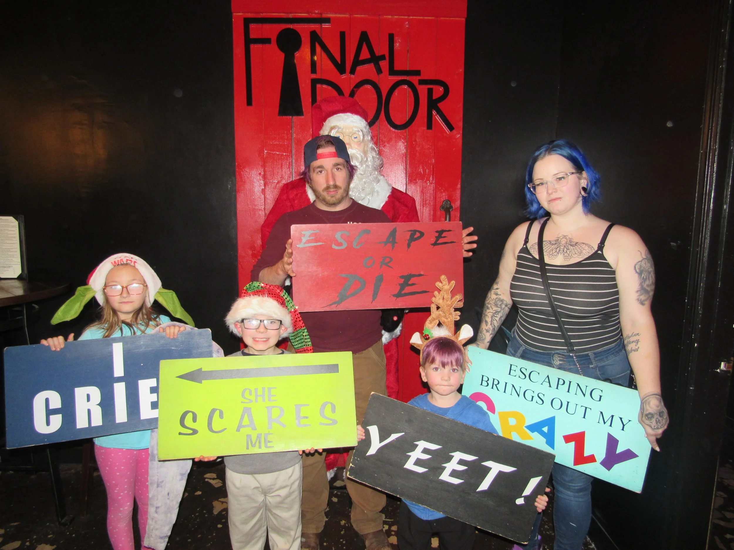 the-final-door-escape-room-columbia-sc-team-photos-12-10-22 (23).JPG