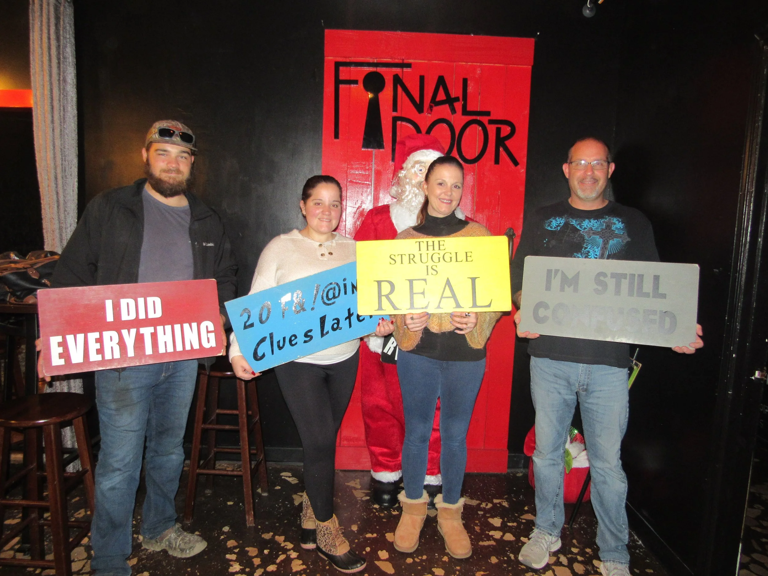 the-final-door-escape-room-columbia-sc-team-photos-12-10-22 (24).JPG