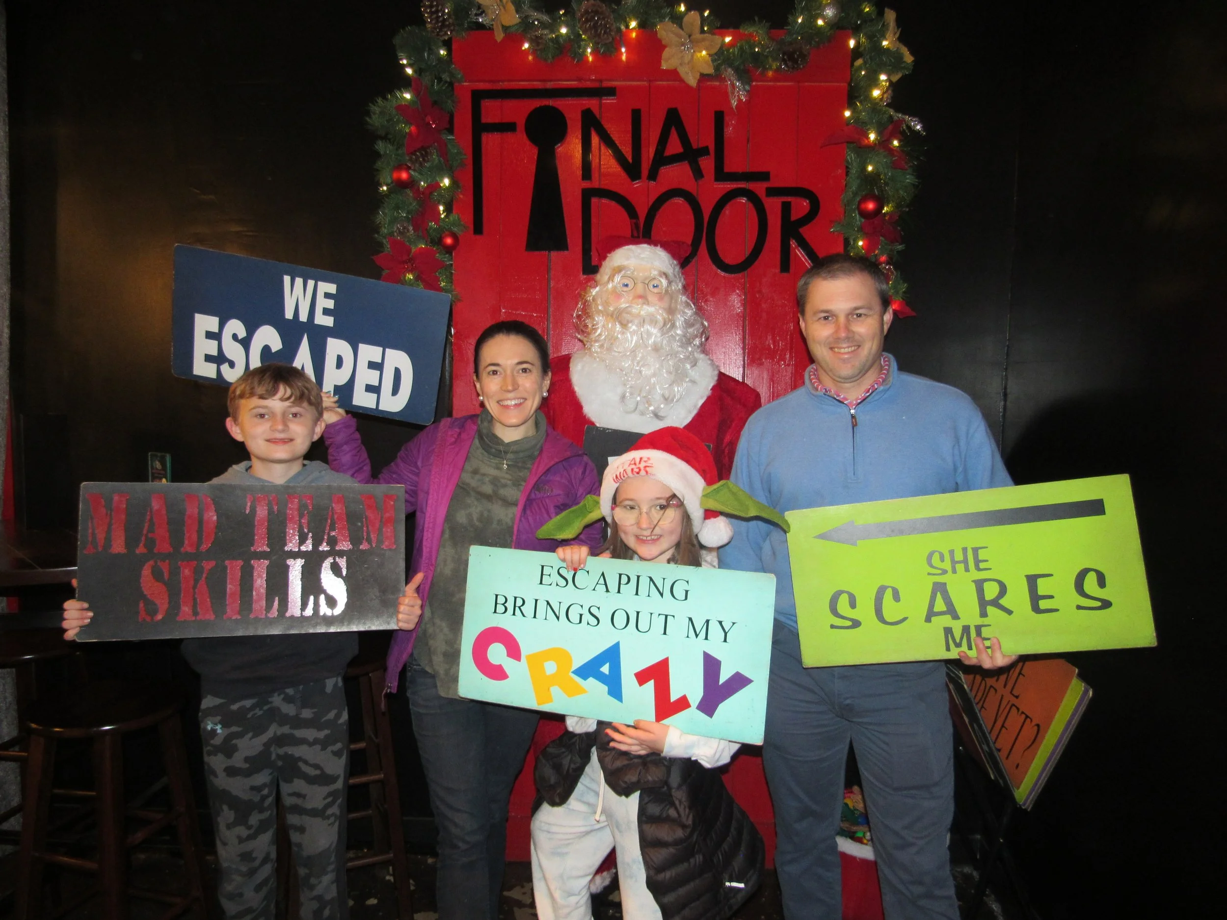 the-final-door-escape-room-columbia-sc-team-photos-12-15-22 (3).JPG