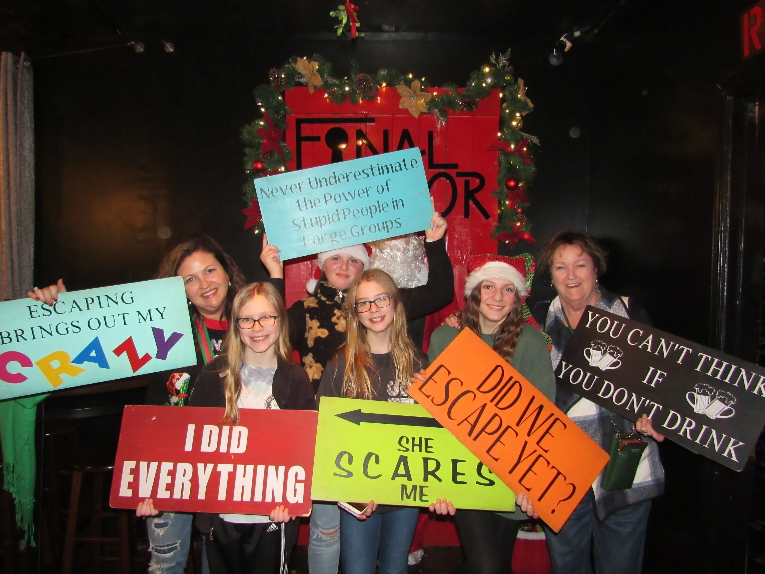 the-final-door-escape-room-columbia-sc-team-photos-12-16-22 (7).JPG