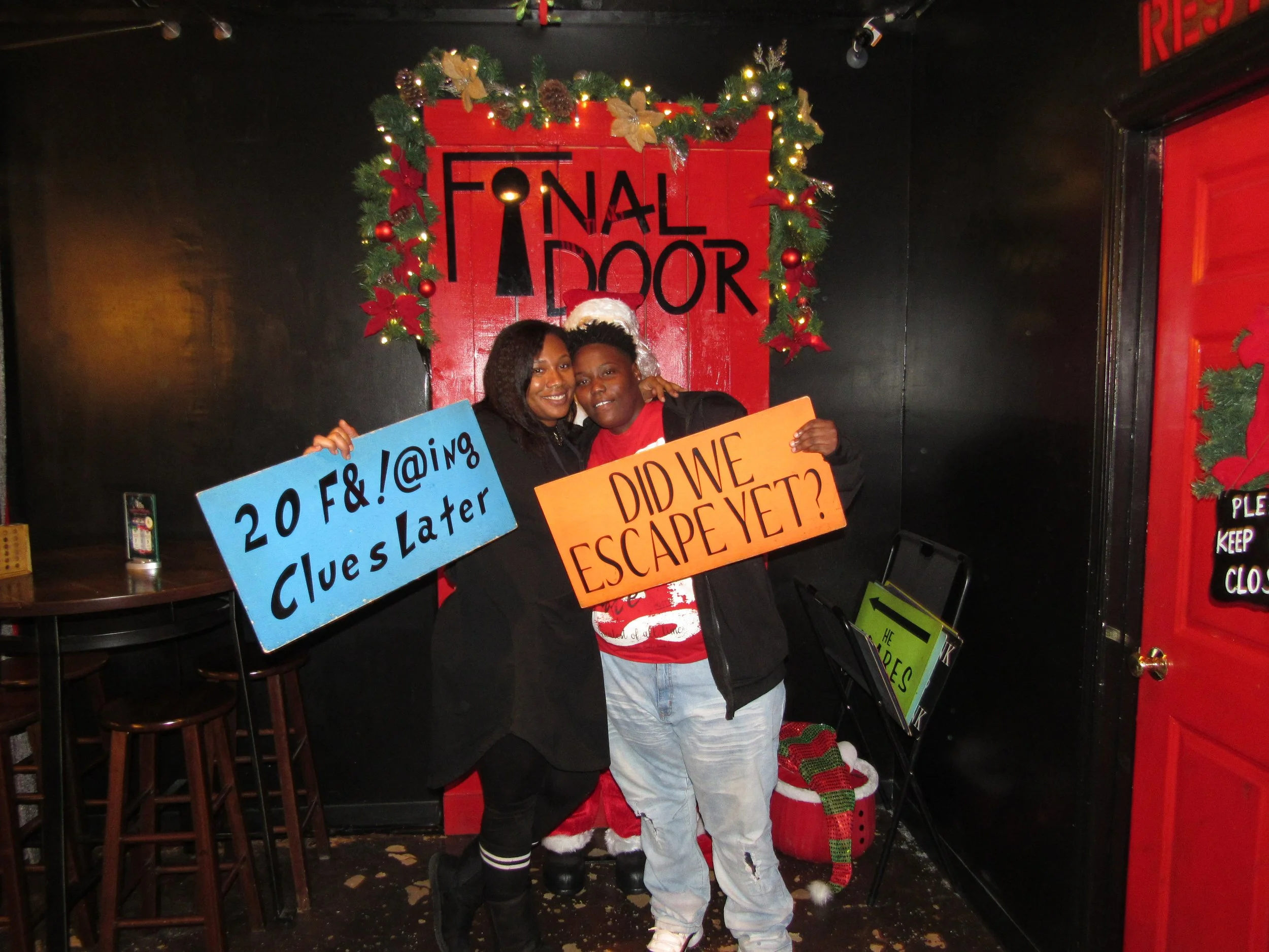 the-final-door-escape-room-columbia-sc-team-photos-12-16-22 (8).JPG