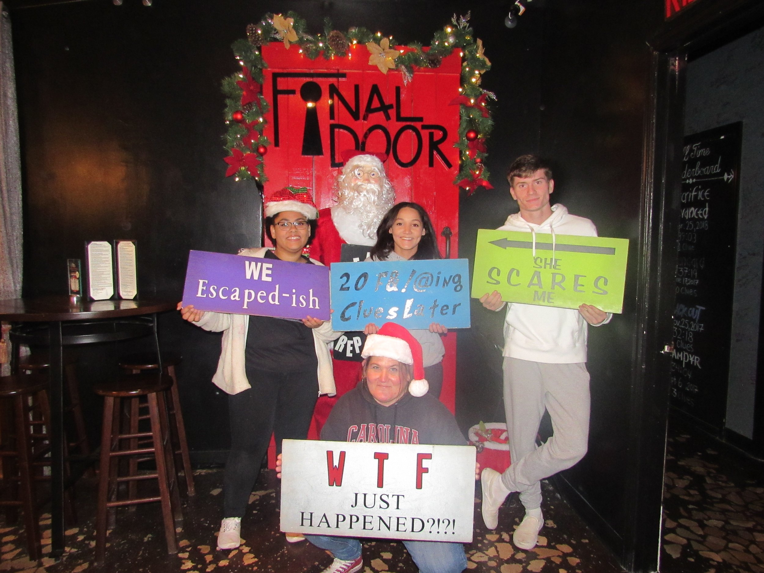 the-final-door-escape-room-columbia-sc-team-photos-12-17-22 (9).JPG