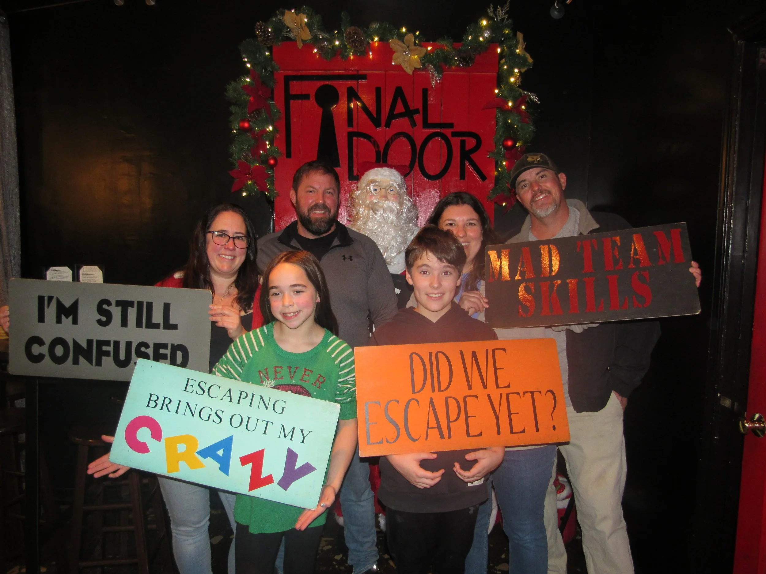 the-final-door-escape-room-columbia-sc-team-photos-12-17-22 (11).JPG