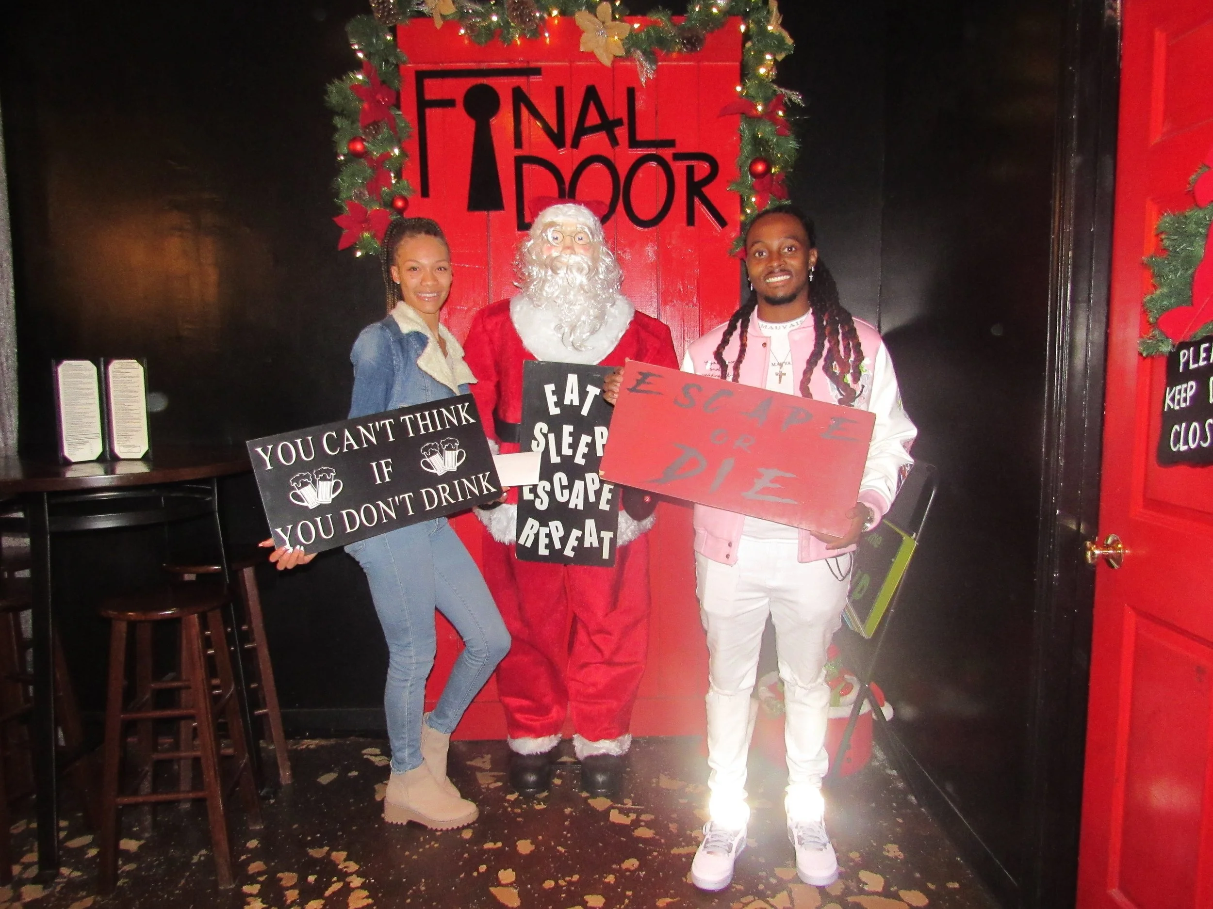 the-final-door-escape-room-columbia-sc-team-photos-12-17-22 (12).JPG