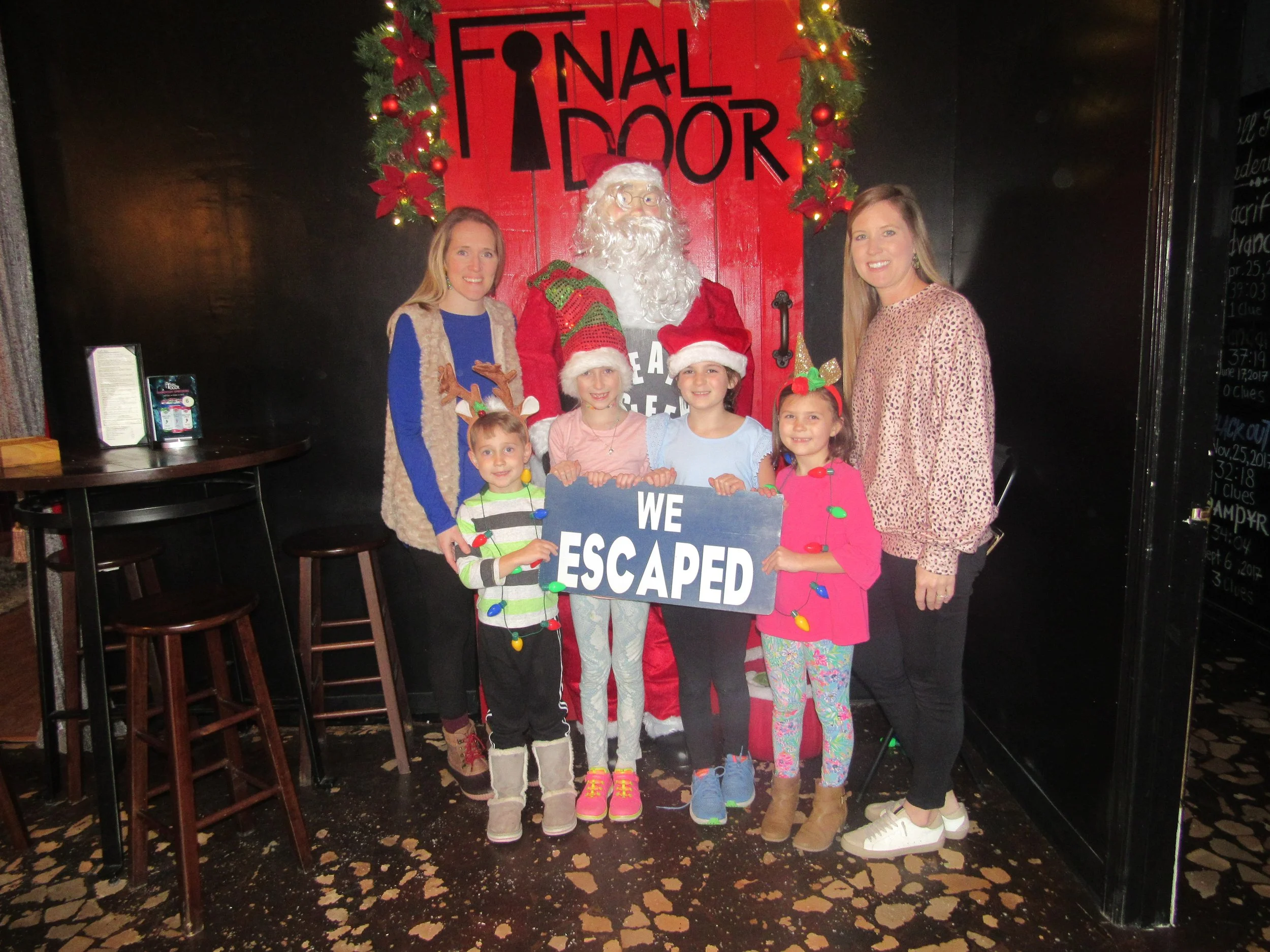 the-final-door-escape-room-columbia-sc-team-photos-12-20-22 (2).JPG