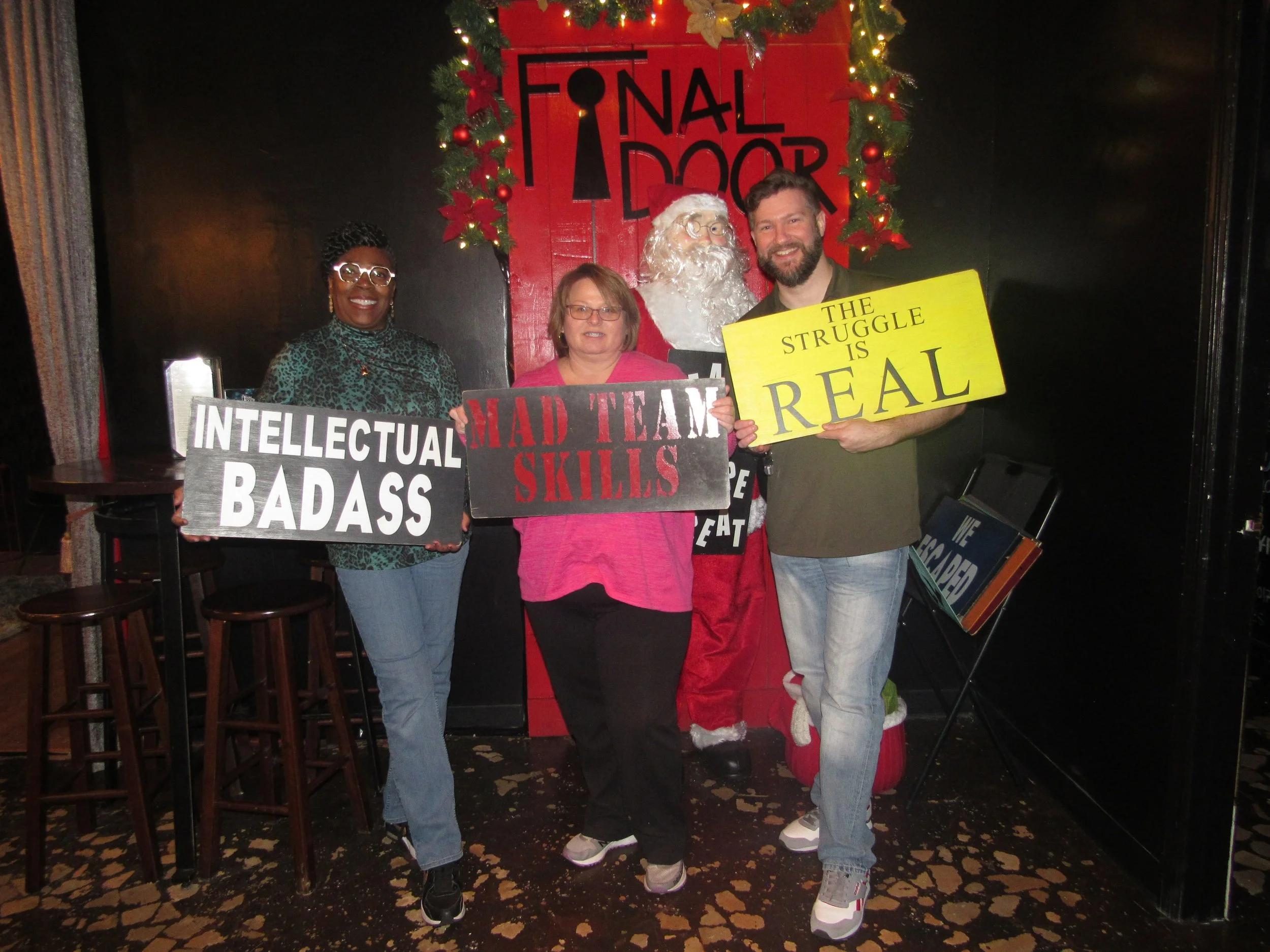 the-final-door-escape-room-columbia-sc-team-photos-12-20-22 (6).JPG