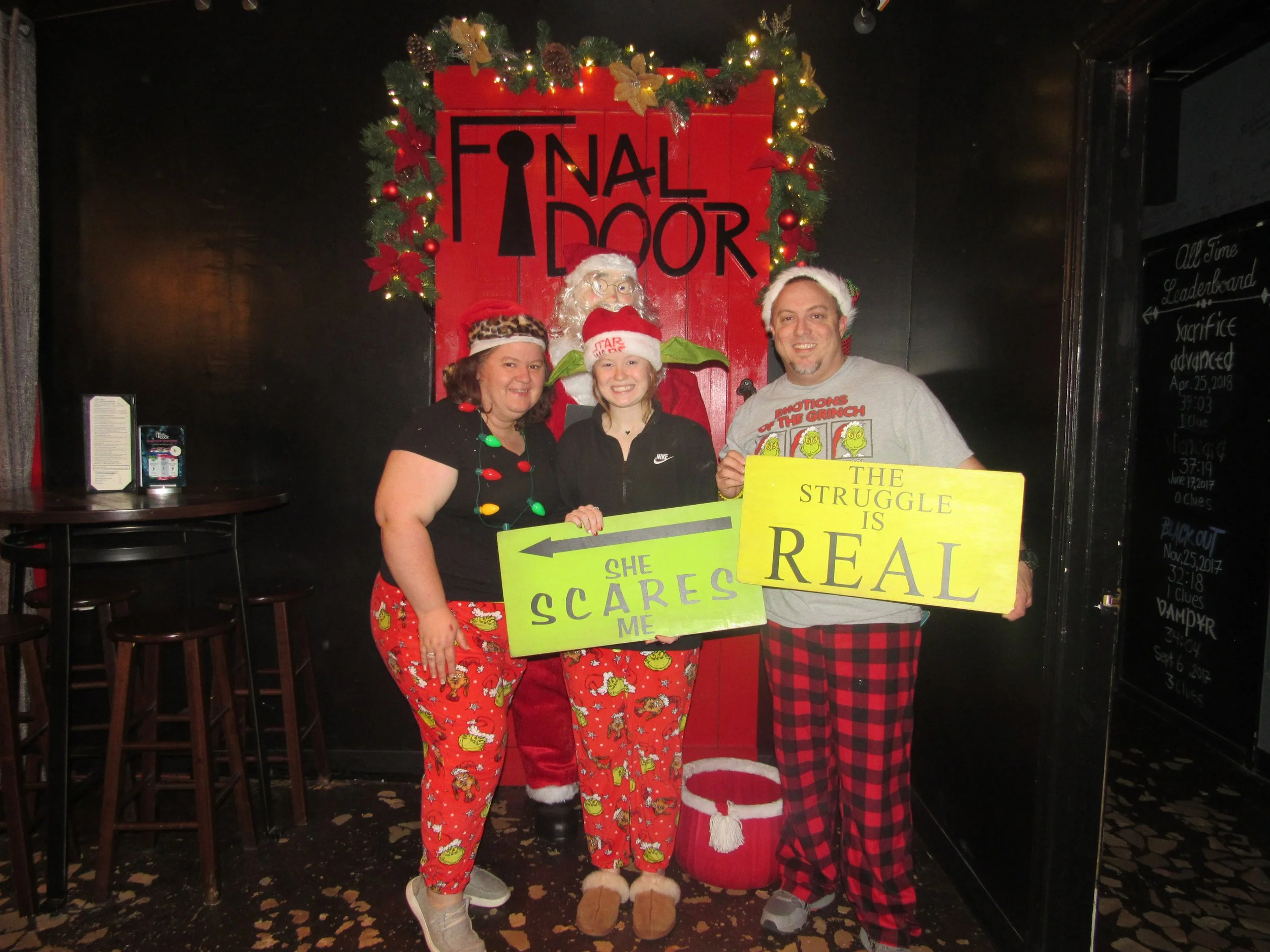 the-final-door-escape-room-columbia-sc-team-photos-12-20-22 (12).JPG