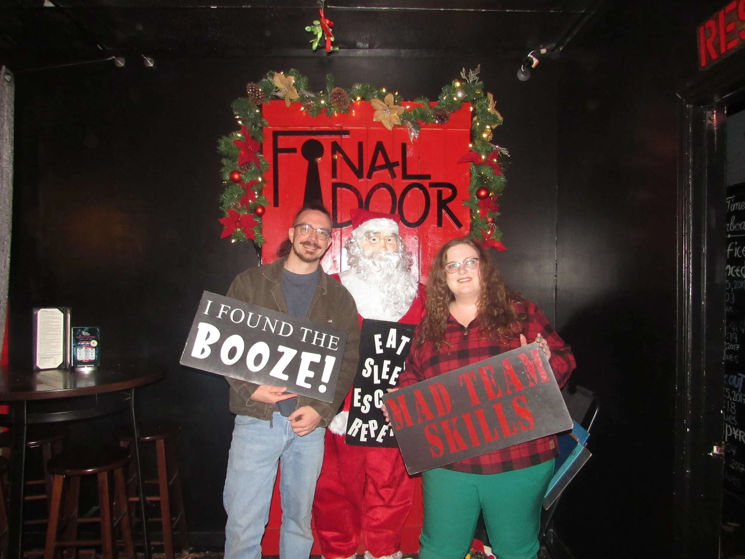 the-final-door-escape-room-columbia-sc-team-photos-12-20-22 (14).JPG