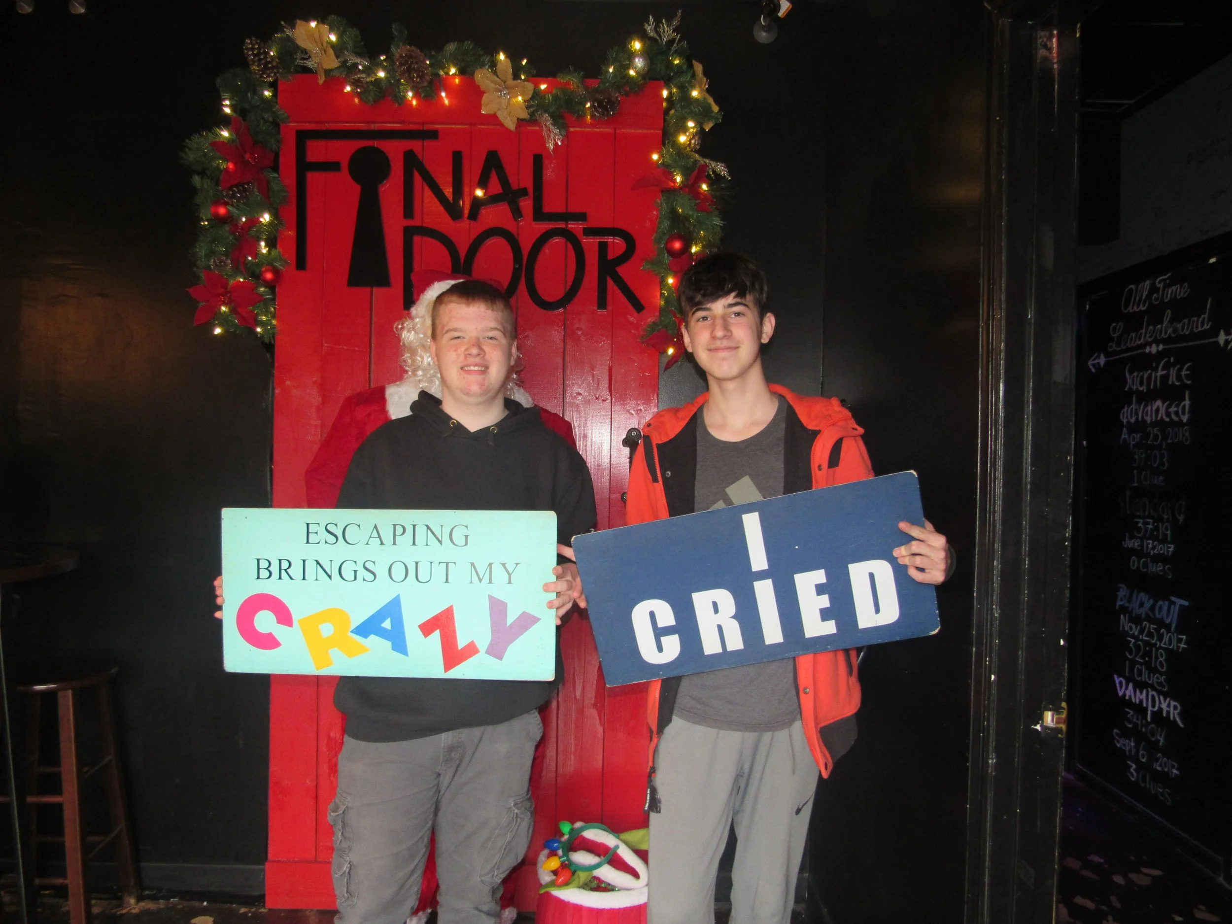 the-final-door-escape-room-columbia-sc-team-photos-12-21-22 (3).JPG