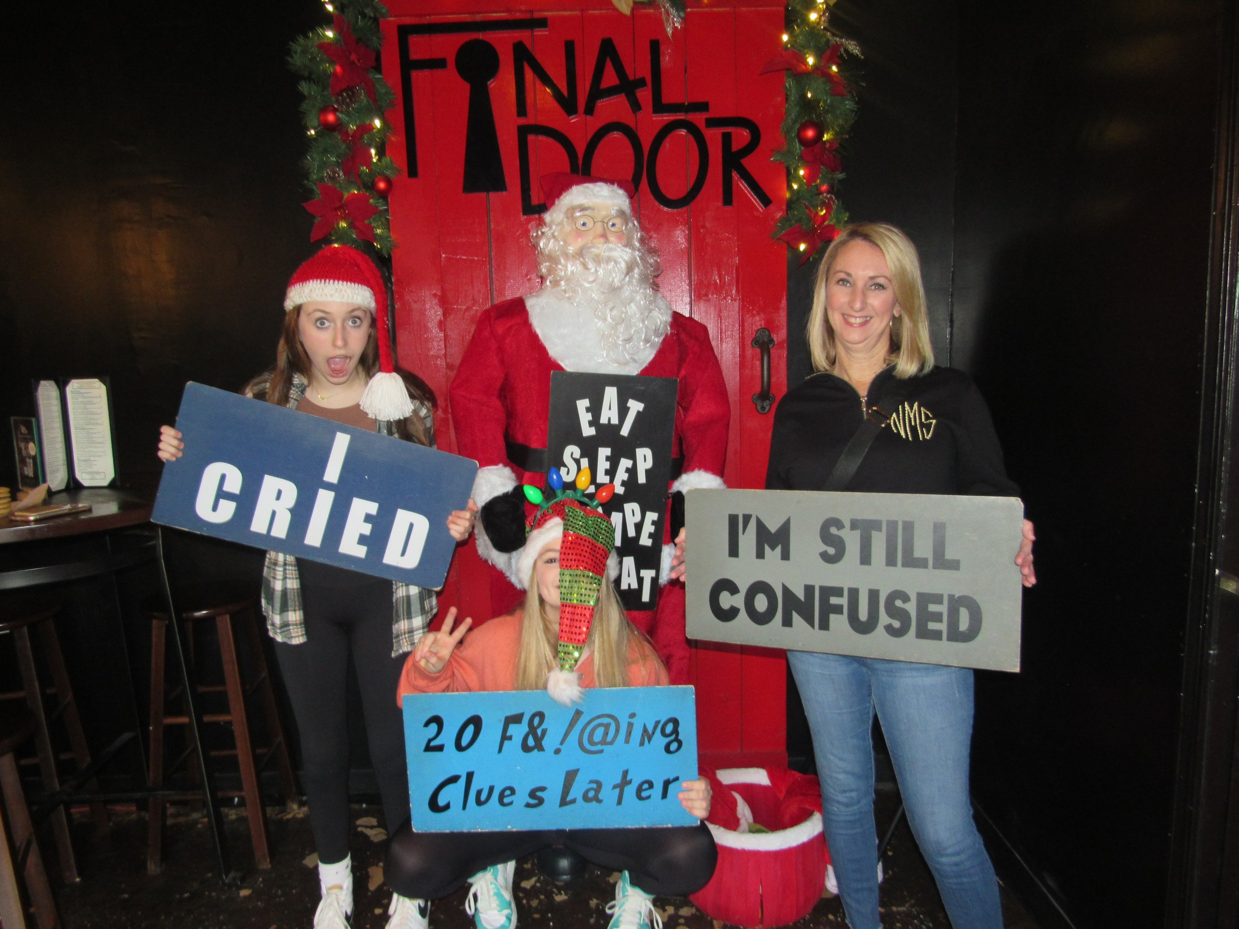 the-final-door-escape-room-columbia-sc-team-photos-12-21-22 (5).JPG