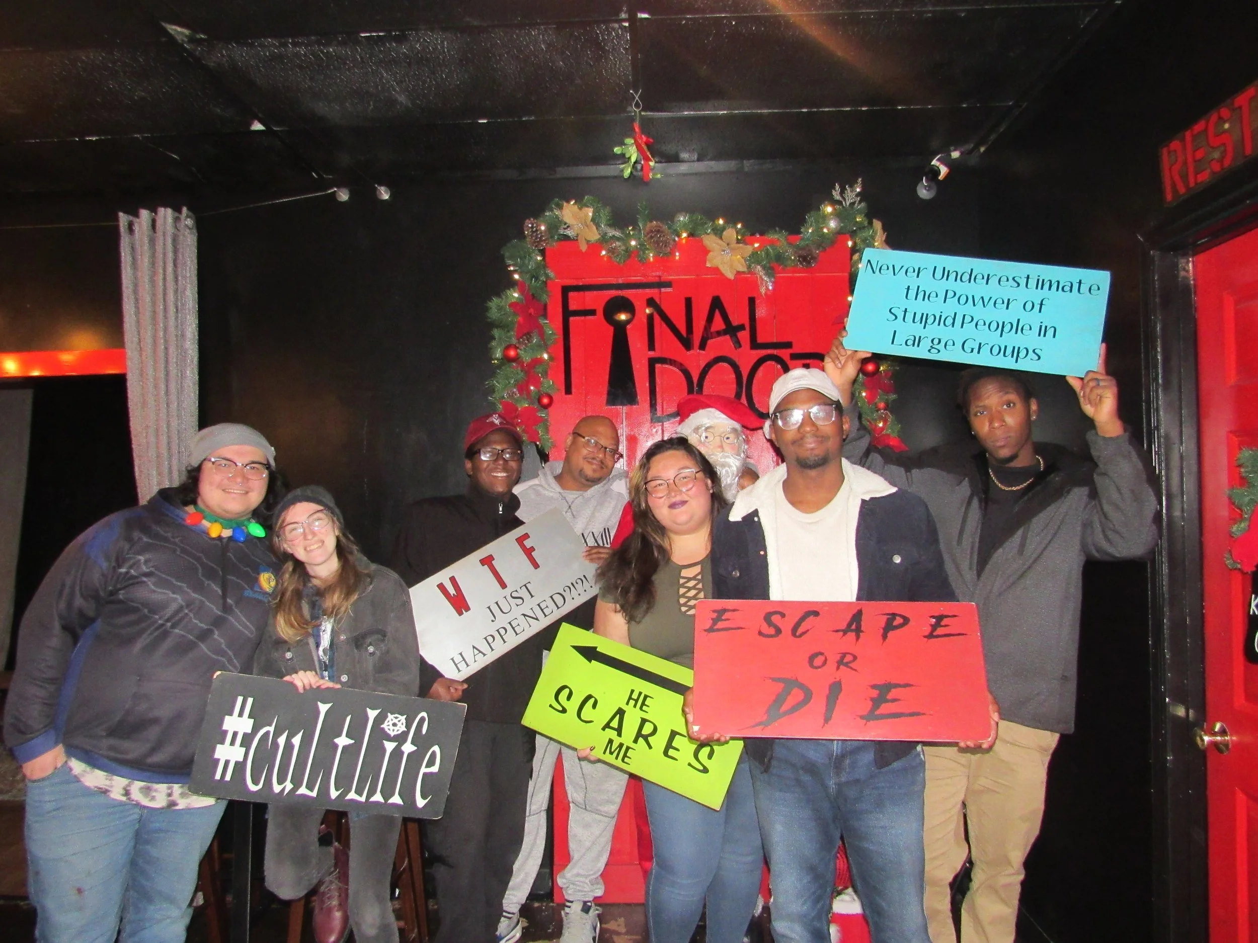the-final-door-escape-room-columbia-sc-team-photos-12-22-22 (3).JPG