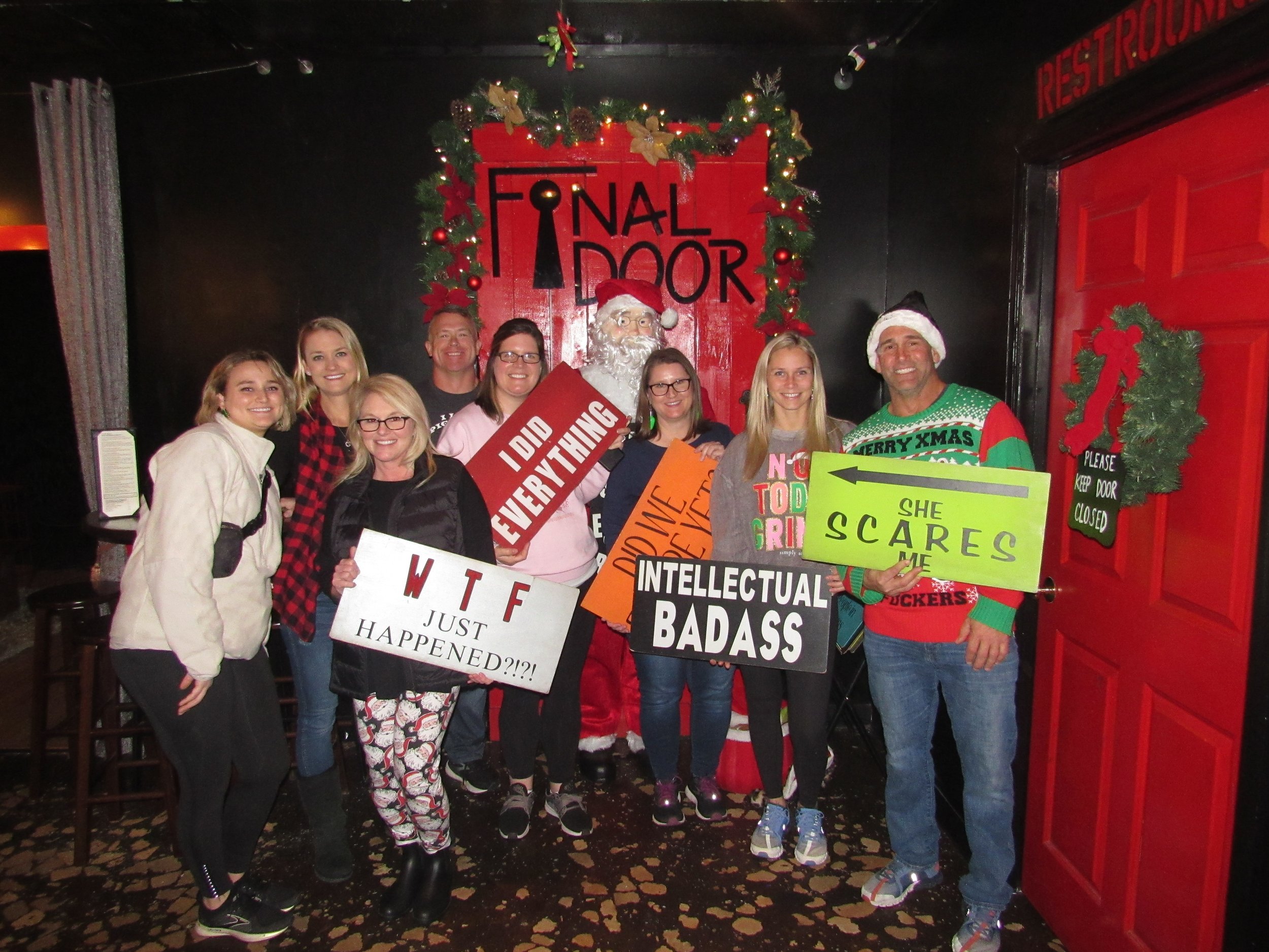 the-final-door-escape-room-columbia-sc-team-photos-12-22-22 (13).JPG